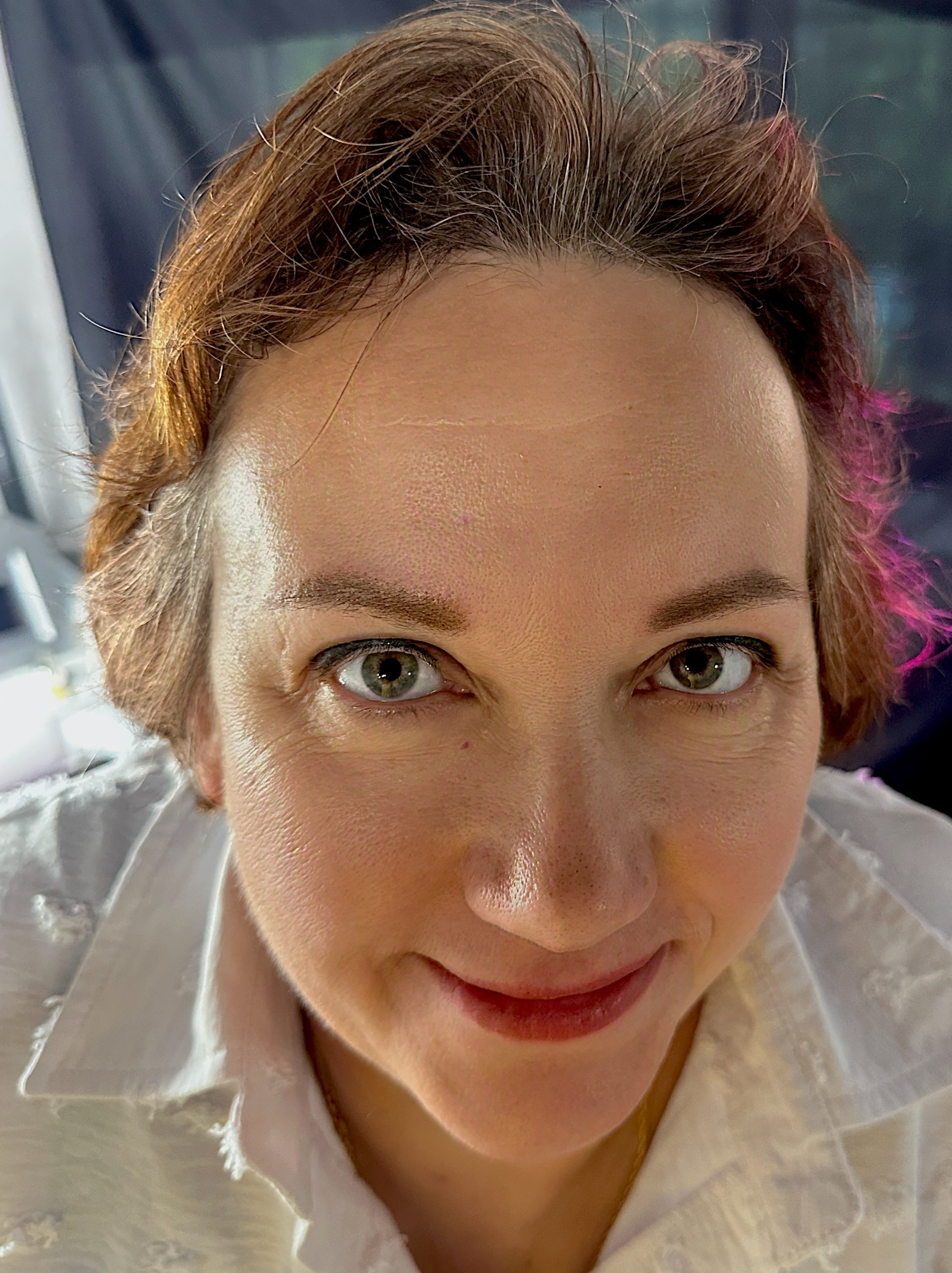 Татуаж бровей