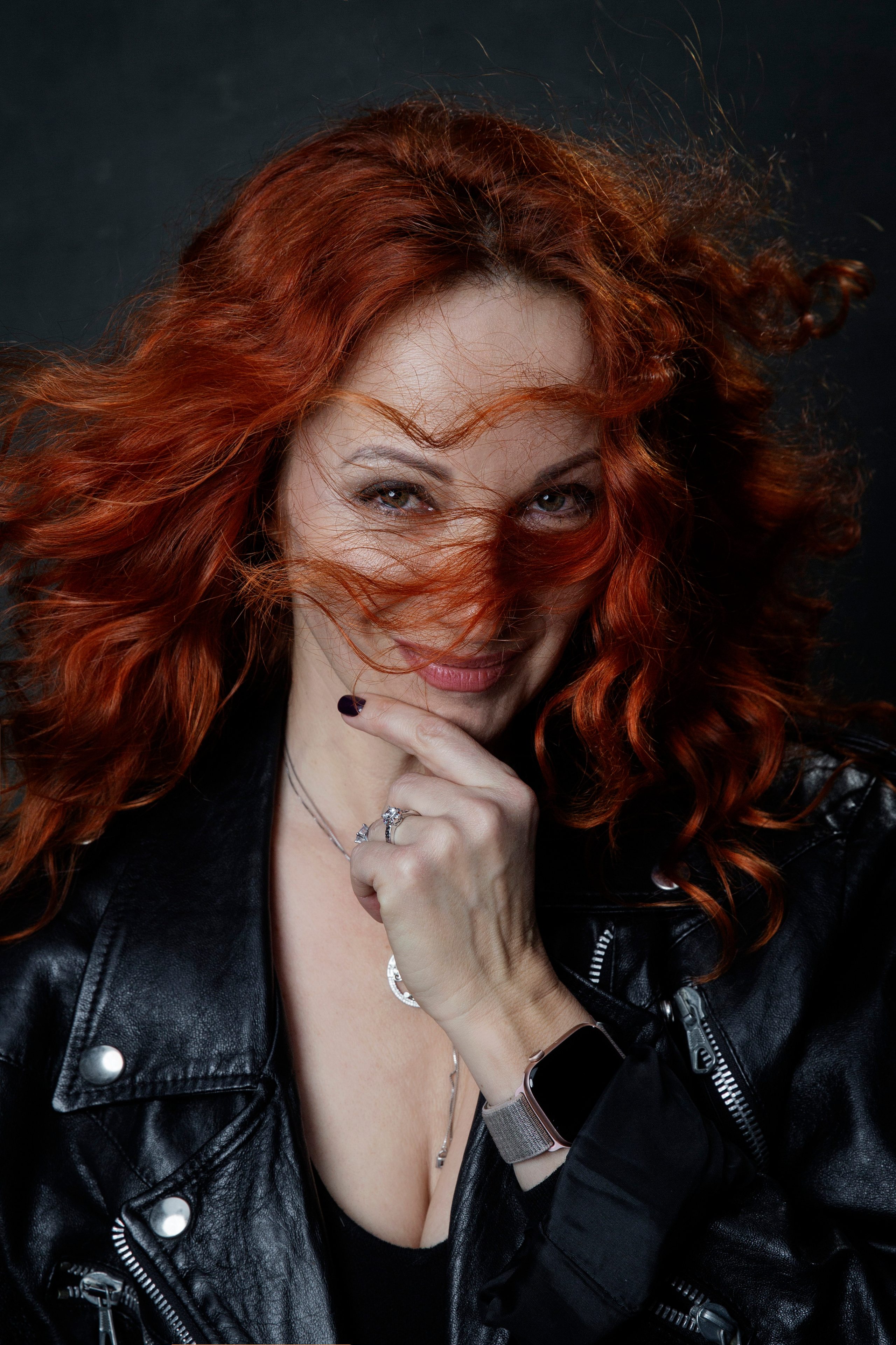 Ярослава. Спасибо за проявленный интерес к моему творчеству! Меня зовут Россохат