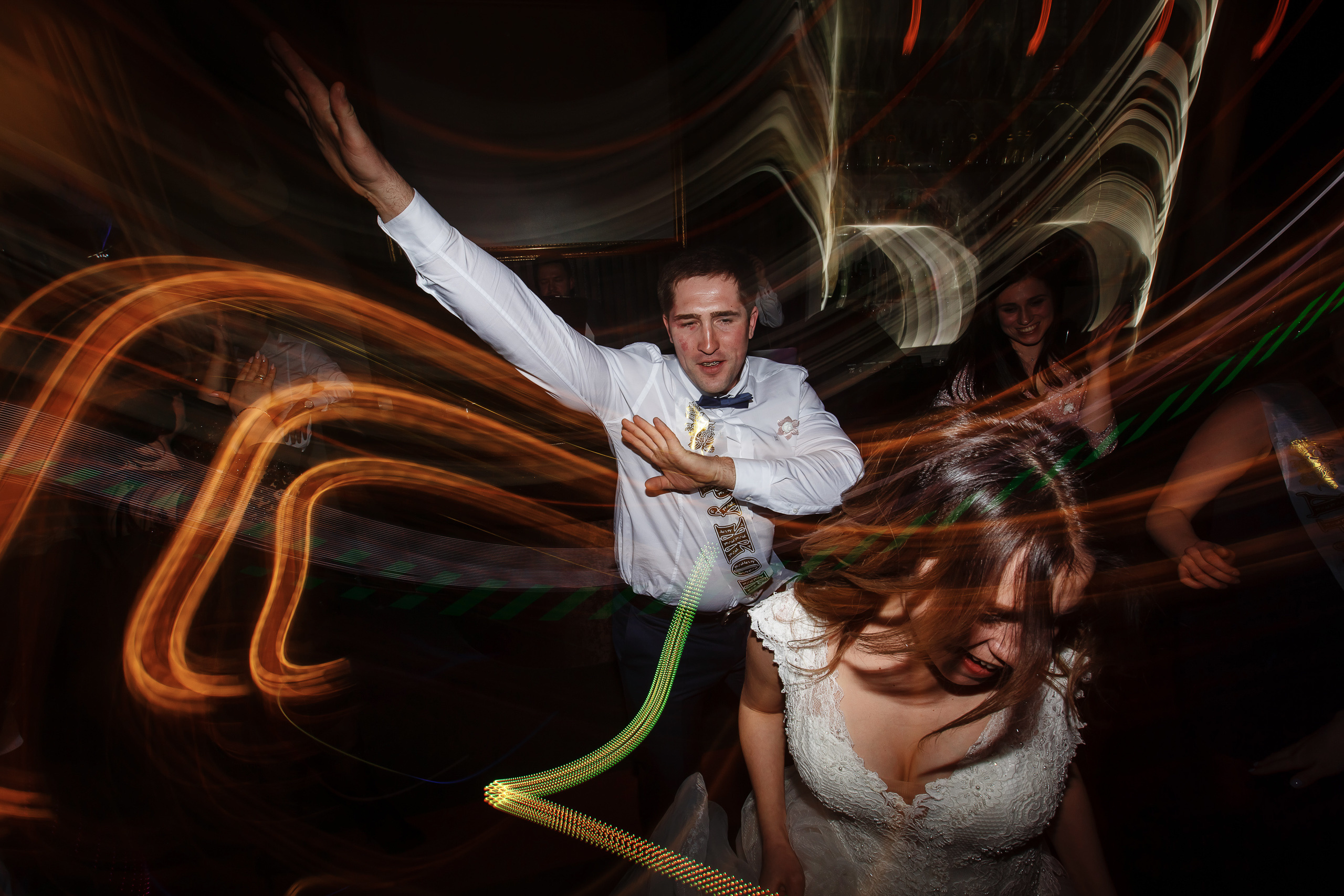 Свадебный банкет в Караоке-баре "АКВАПЭЛЛА" в пос.Мостовской. Фотограф deemvest.ru