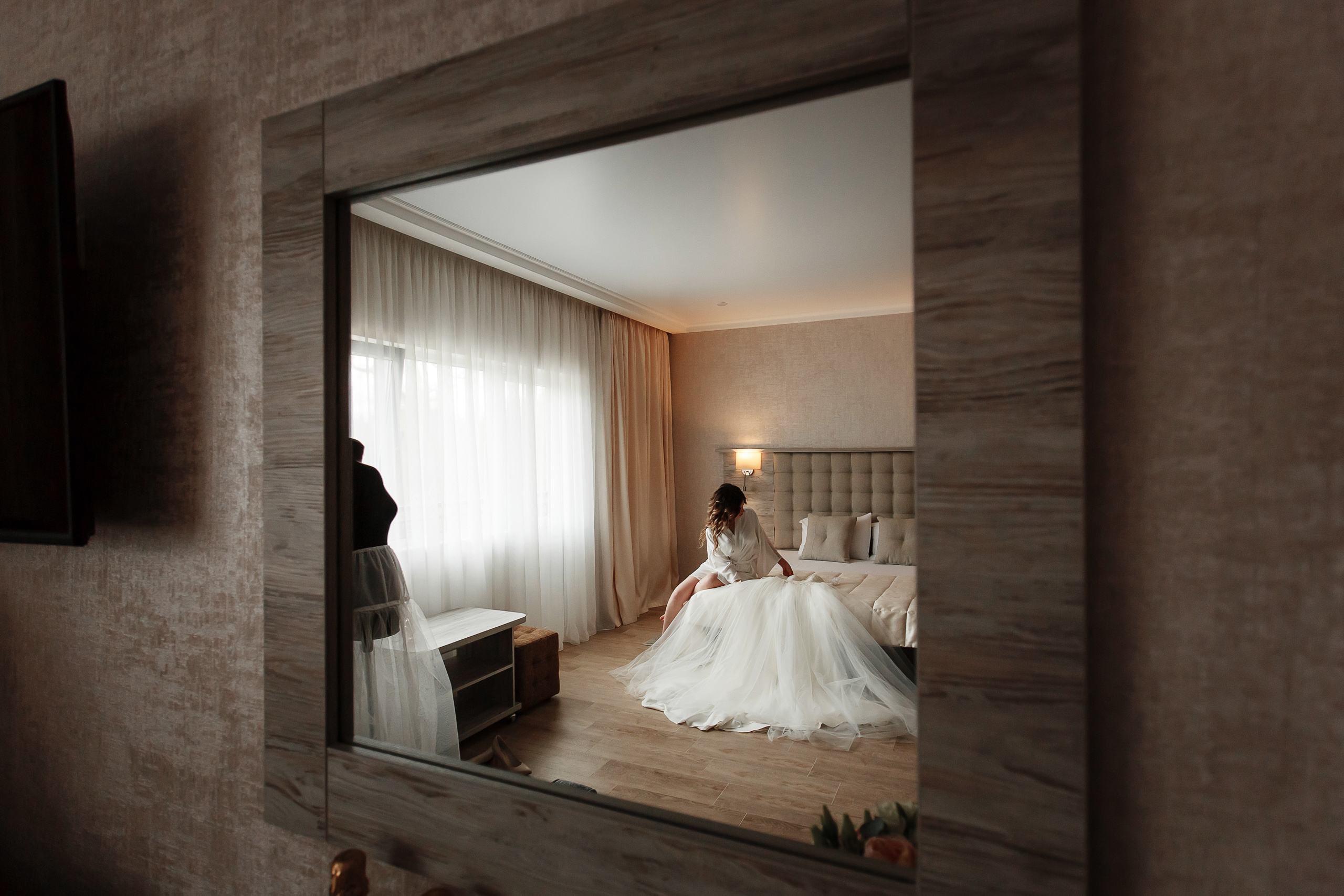 Невеста. Сборы жениха и невесты в пос.Мостовском. База отдыха "Аква-Вита". Свадебный фотограф Дмитрий Шевченко.