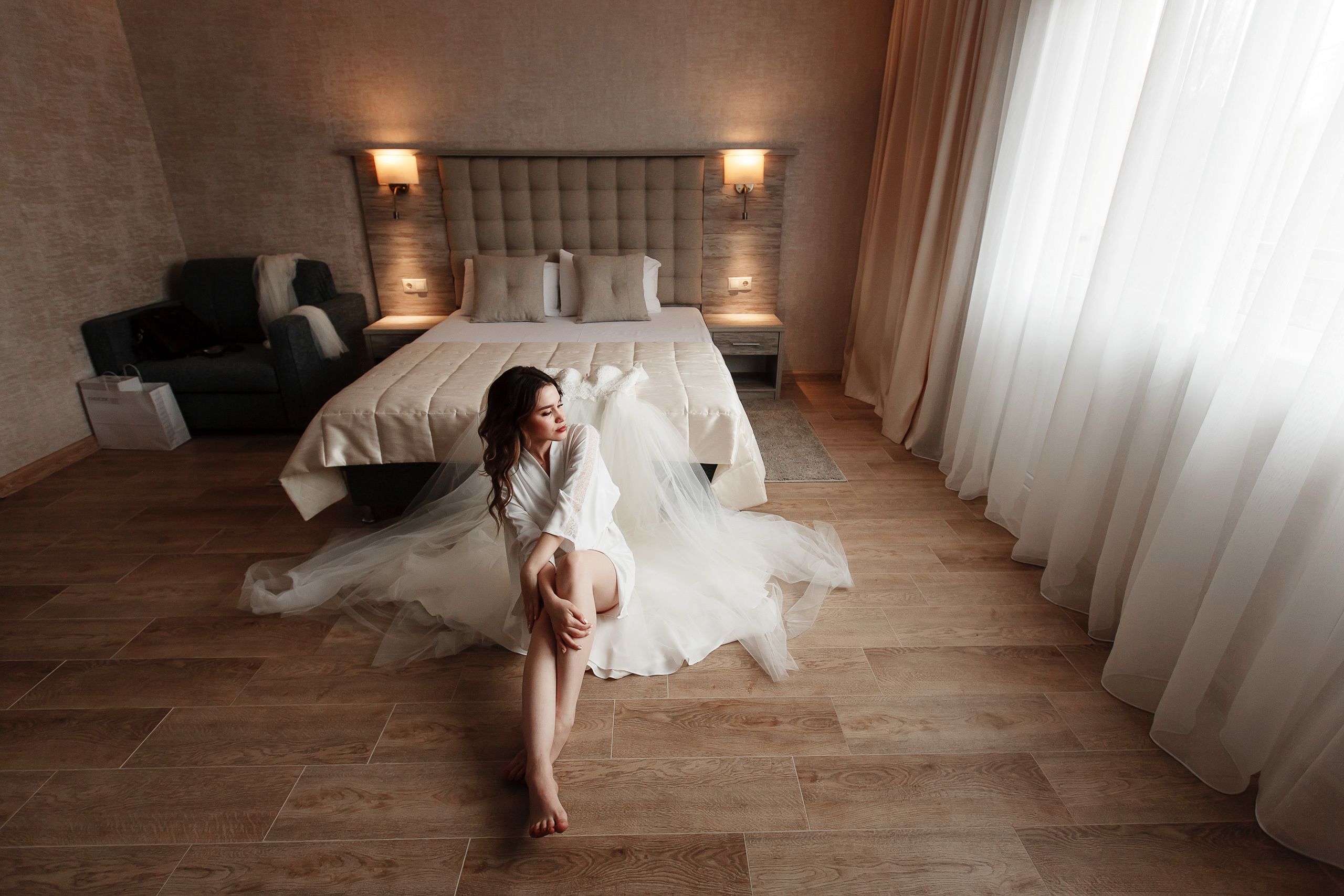 Невеста. Сборы жениха и невесты в пос.Мостовском. База отдыха "Аква-Вита". Свадебный фотограф Дмитрий Шевченко.