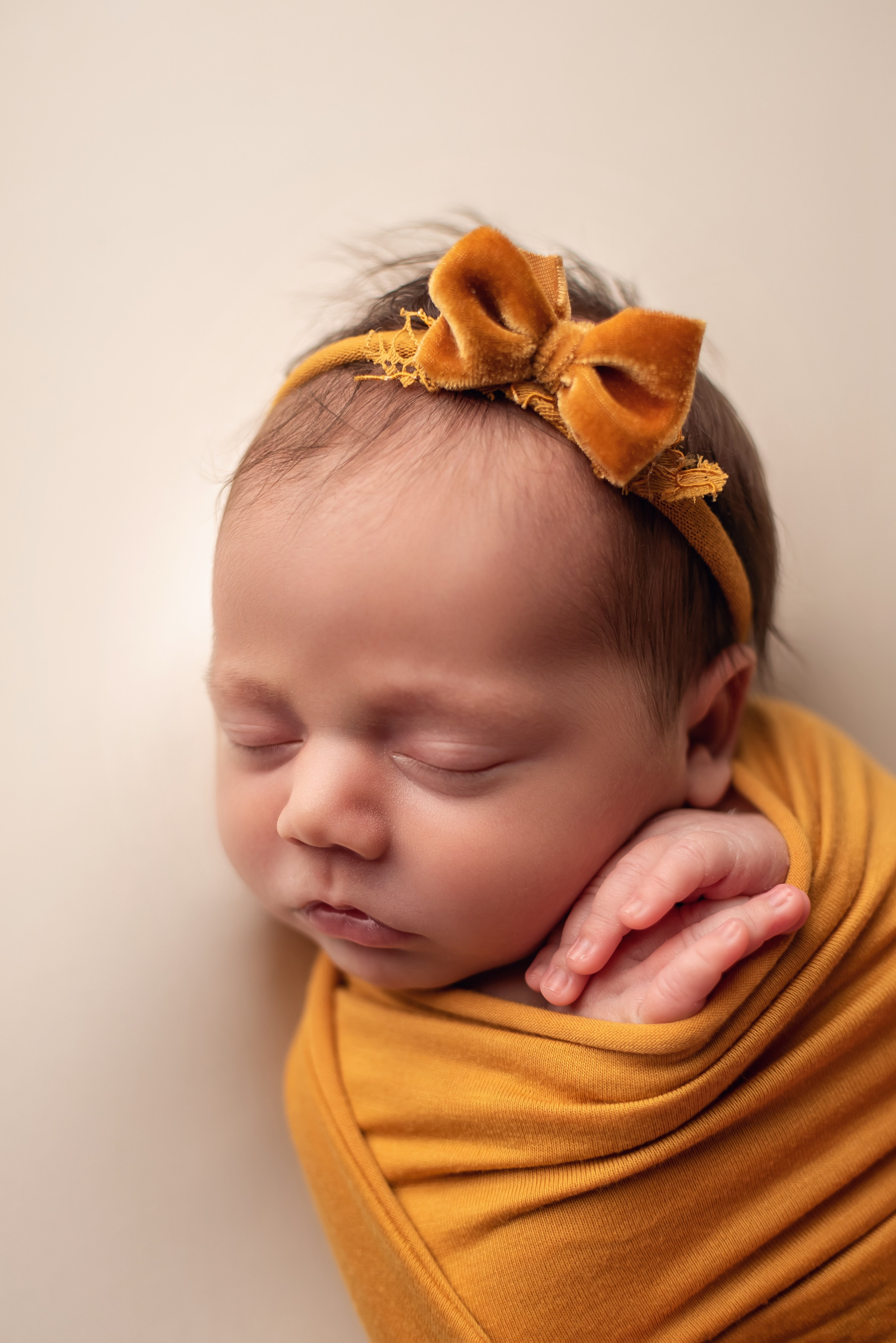 Новорождённые (в обмотках). Детский фотограф новорождённых в Минске Боровик Екатерина