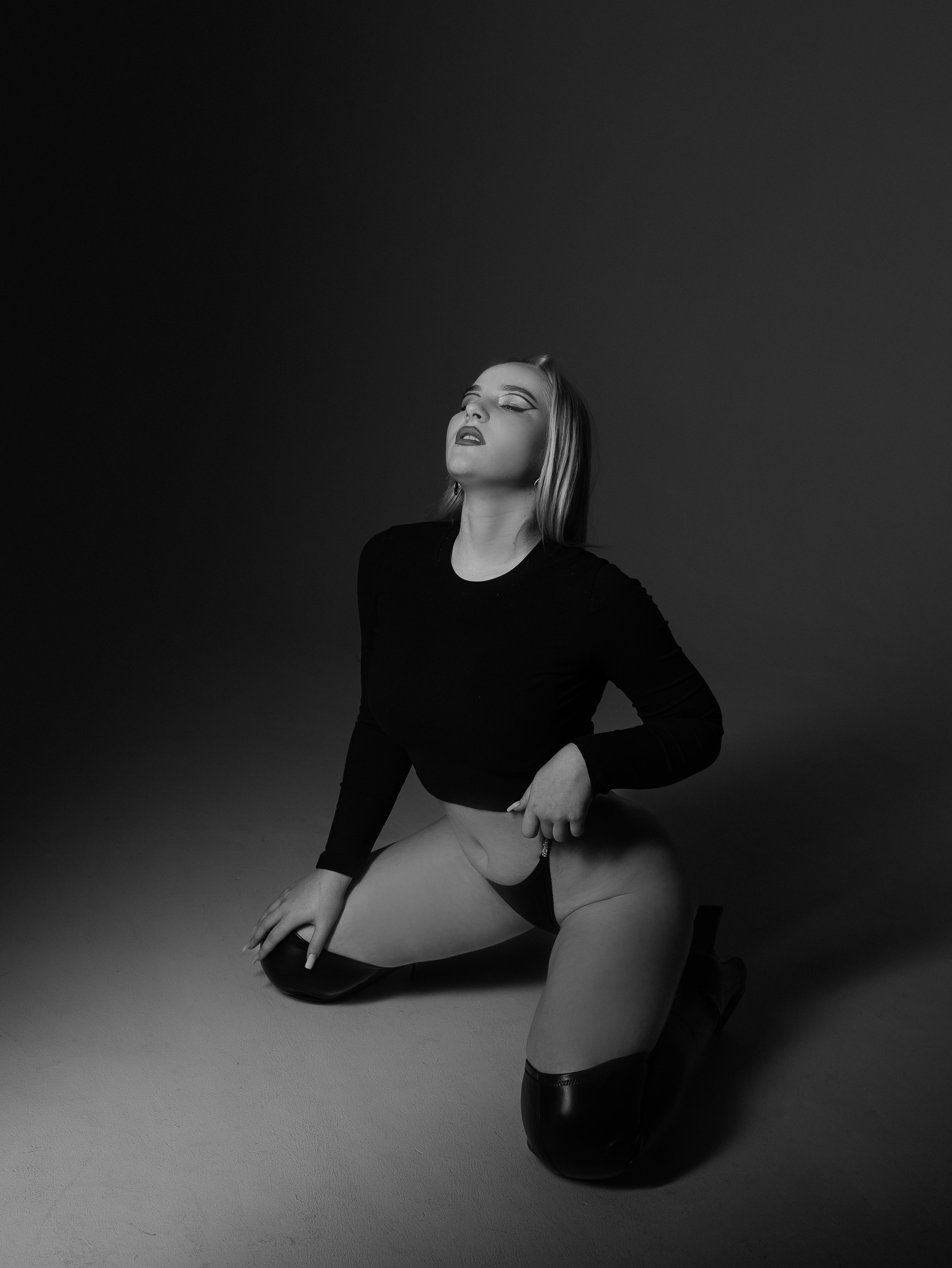 Кира. Главная