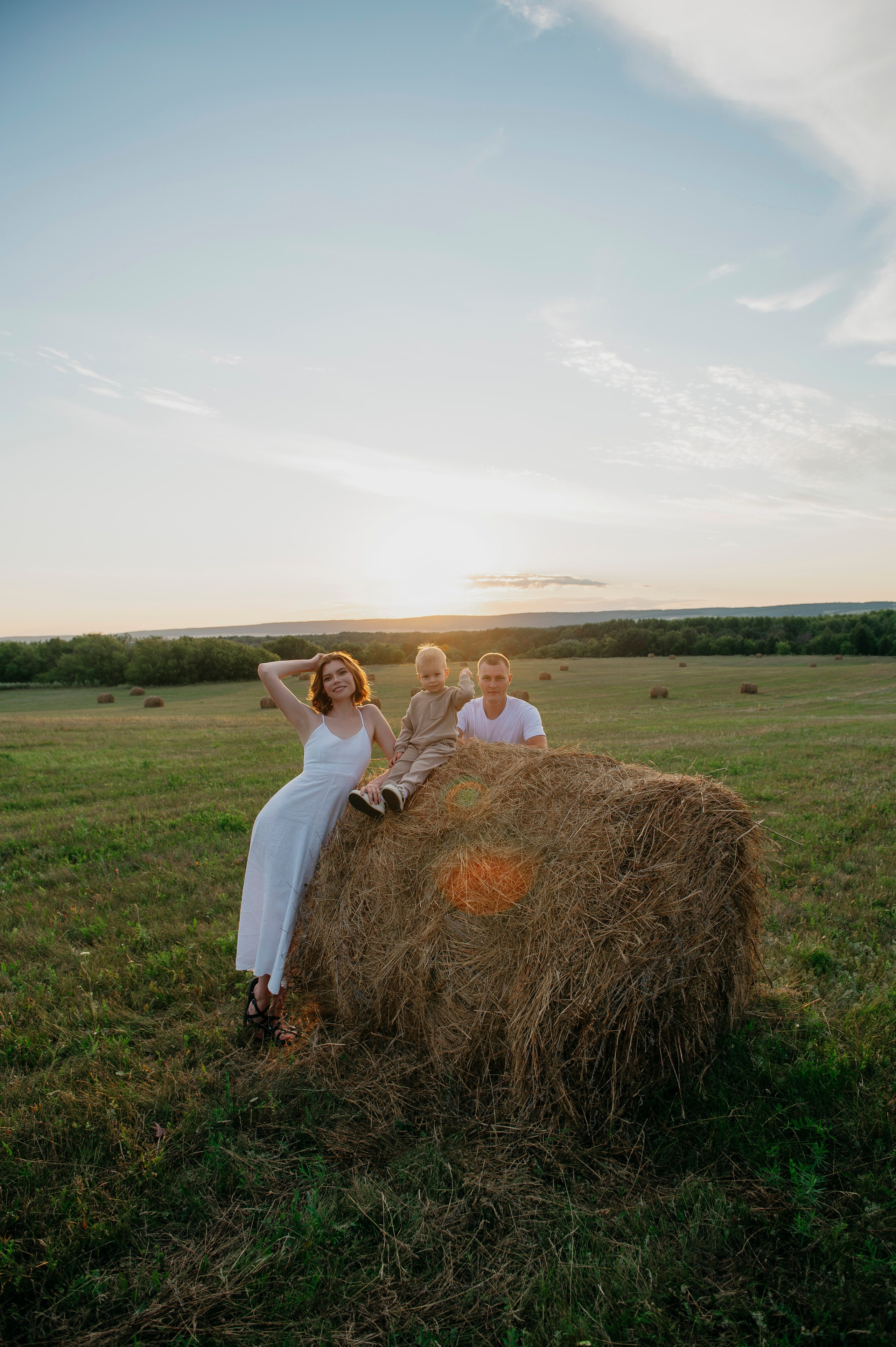 Семейная прогулка на закте. Фотограф Дарья Семина