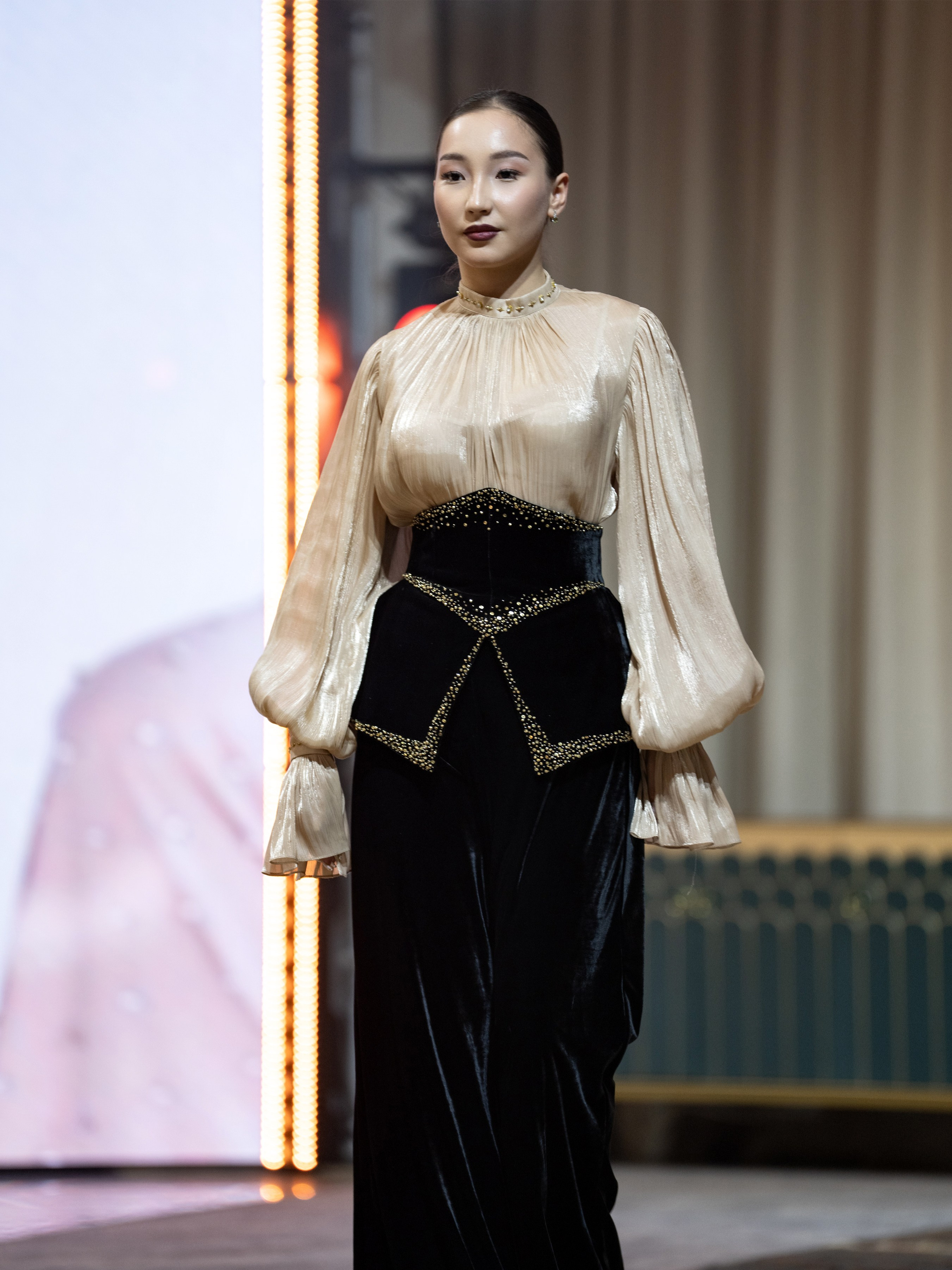 Khanshaiym brand. Сайт Алматинского НЮ АРТ, будуар и фэшн фотографа Дениса Карпенко