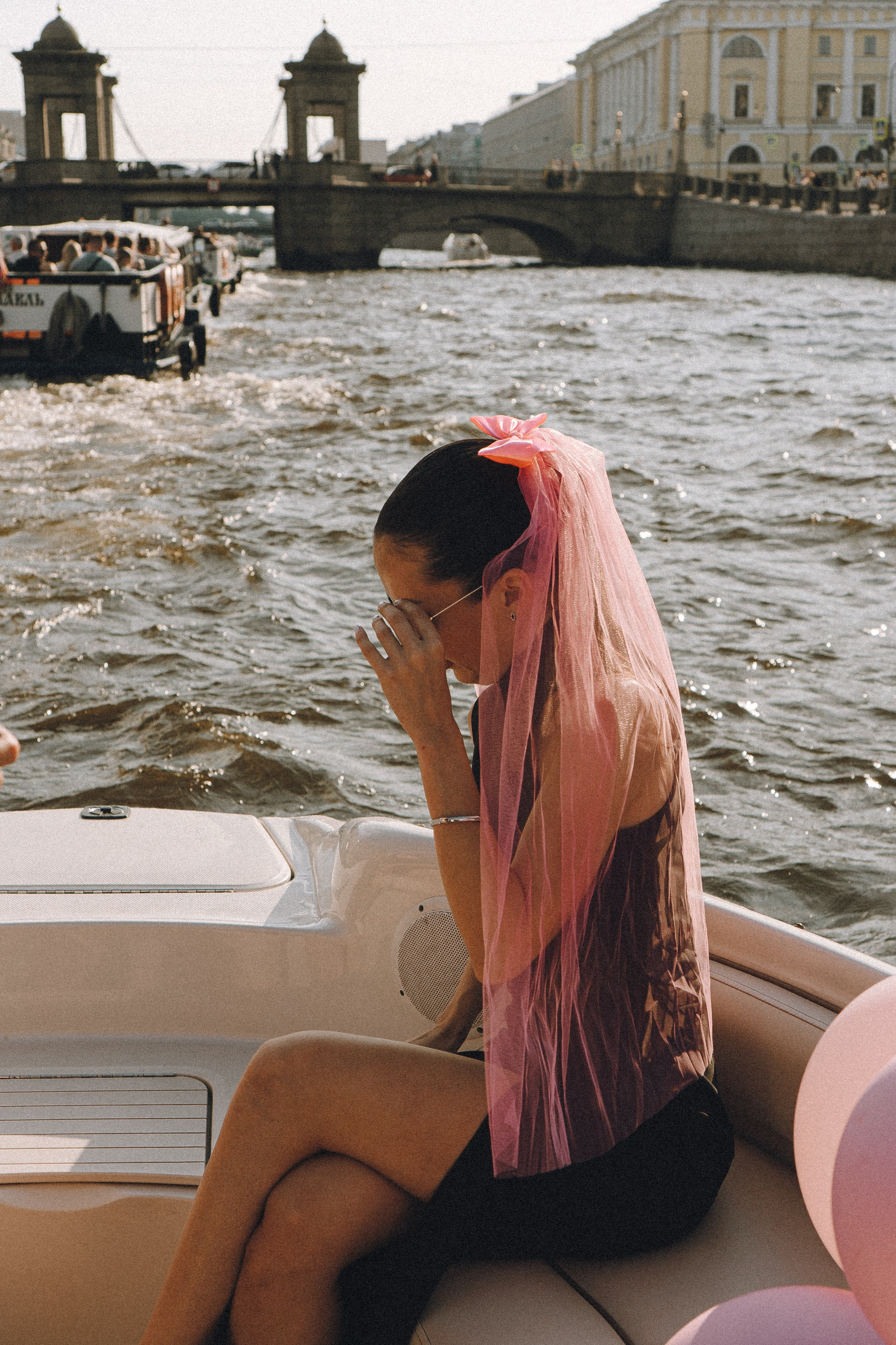 ДЕВИЧНИК НА КАТЕРЕ. Профессиональный фотограф, Санкт-Петербург — Виктория Богомолова