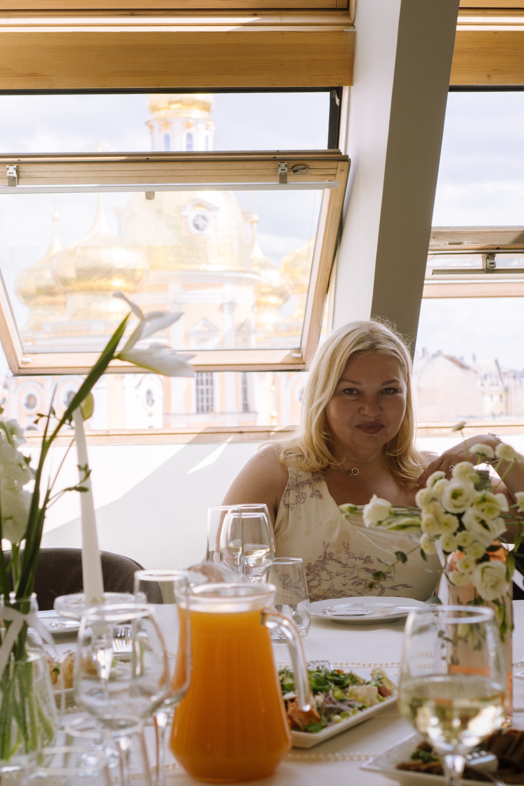 СВАДЕБНЫЙ БАНКЕТ НА ВЛАДИМИРСКОЙ В САНКТ-ПЕТЕРБУРГЕ (КАМЕРНАЯ СВАДЬБА). Профессиональный фотограф, Санкт-Петербург — Виктория Богомолова