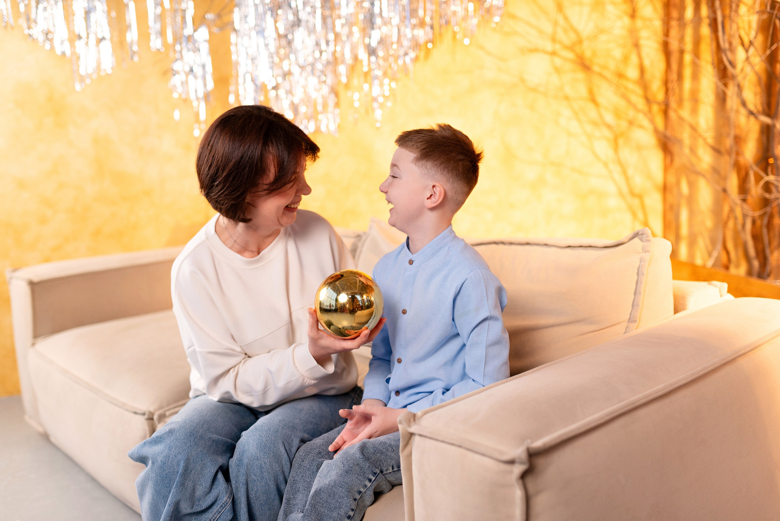 Семейная фотостудии Питер, зал Невский. Детский и семейный фотограф в Сургуте и Нефтеюганске Анна Старцева