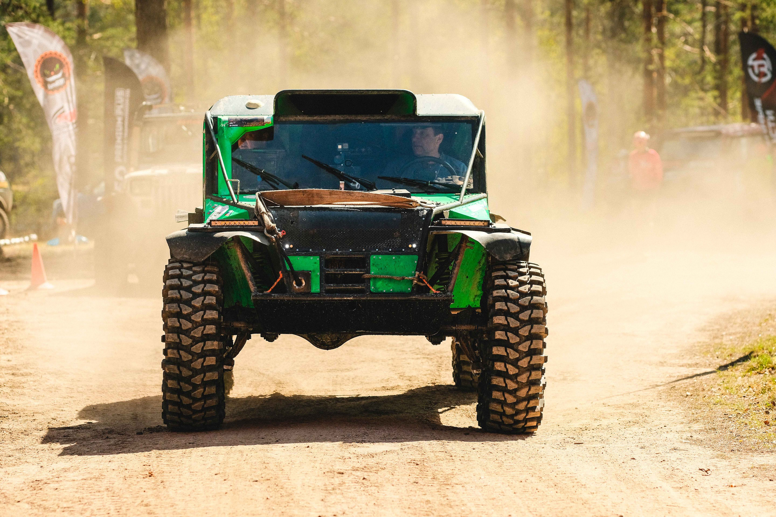 2023.05.11-14 — Ленинград-трофи 2023 — торжественный старт. Фотограф Алексей Алексеев