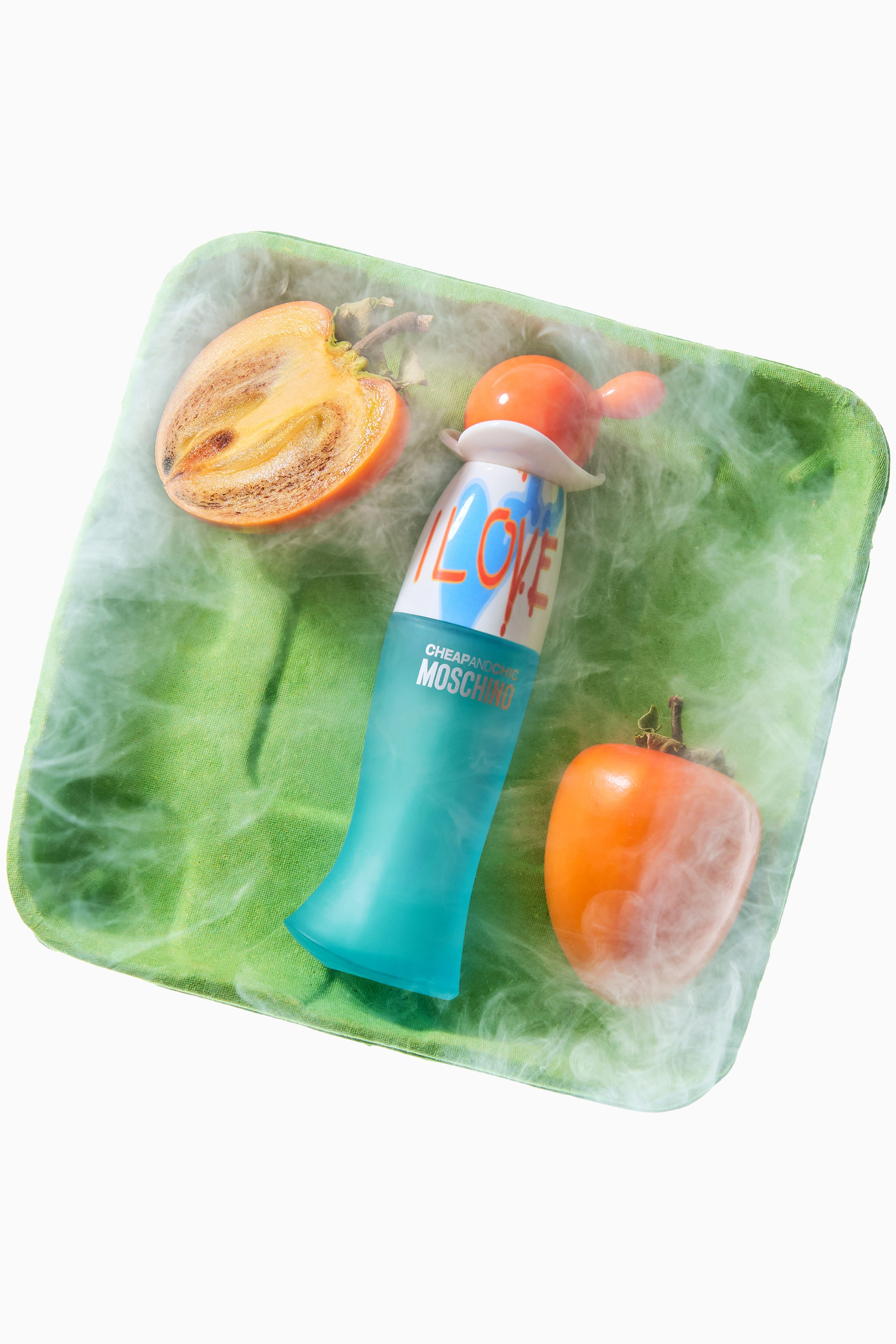 Съемка духов для рекламы, сайтов, маркетплейсов. Съемка на белом фоне для каталога Москва