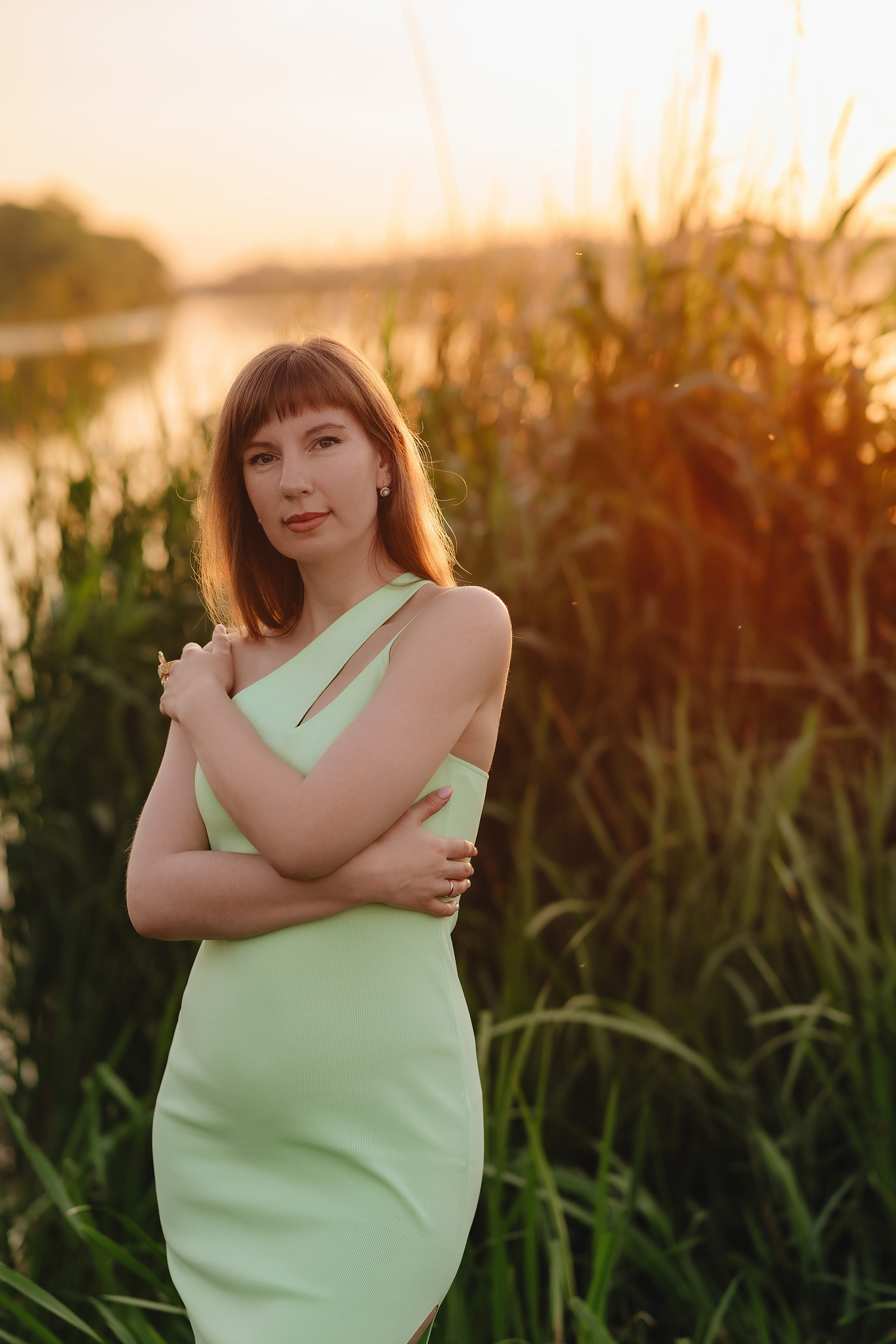 Анастасия | Съемка на закате с букетом пионов. Фотограф Карина Шмулёва. Воронеж и область