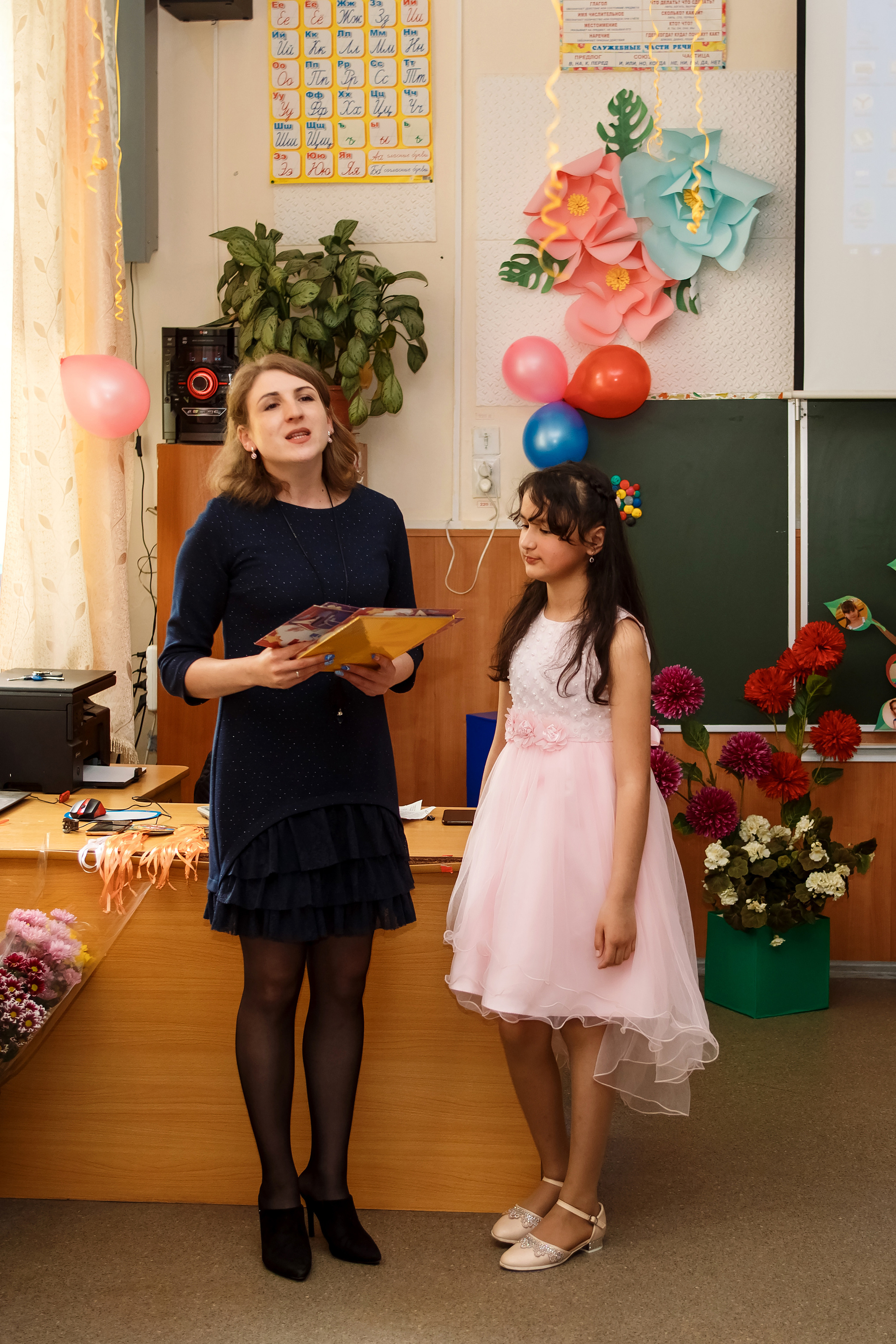 4А класс, фотосессия в школе + выпускной. Фотограф Любовь Корниенко, Примоский край