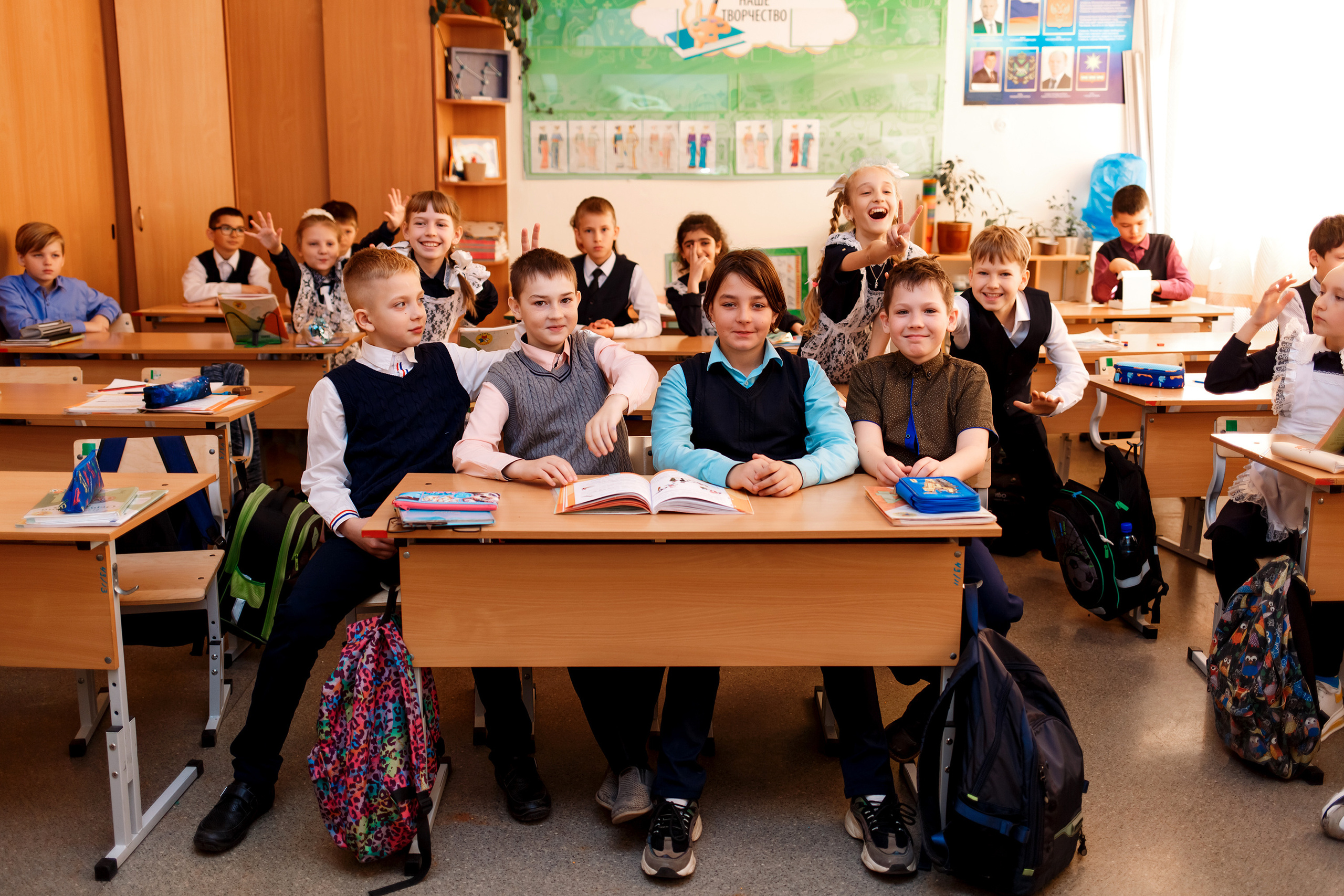 4А класс, фотосессия в школе + выпускной. Фотограф Любовь Корниенко, Примоский край