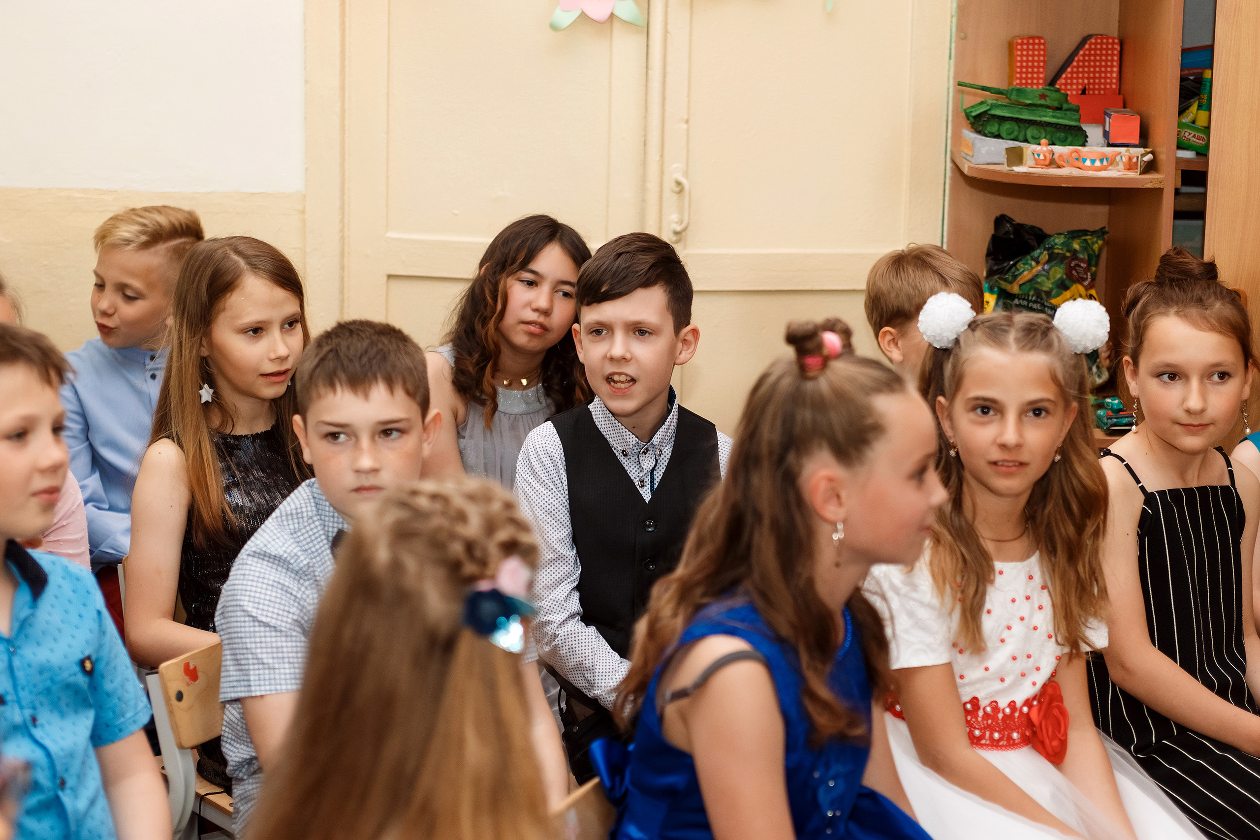 4А класс, фотосессия в школе + выпускной. Фотограф Любовь Корниенко, Примоский край