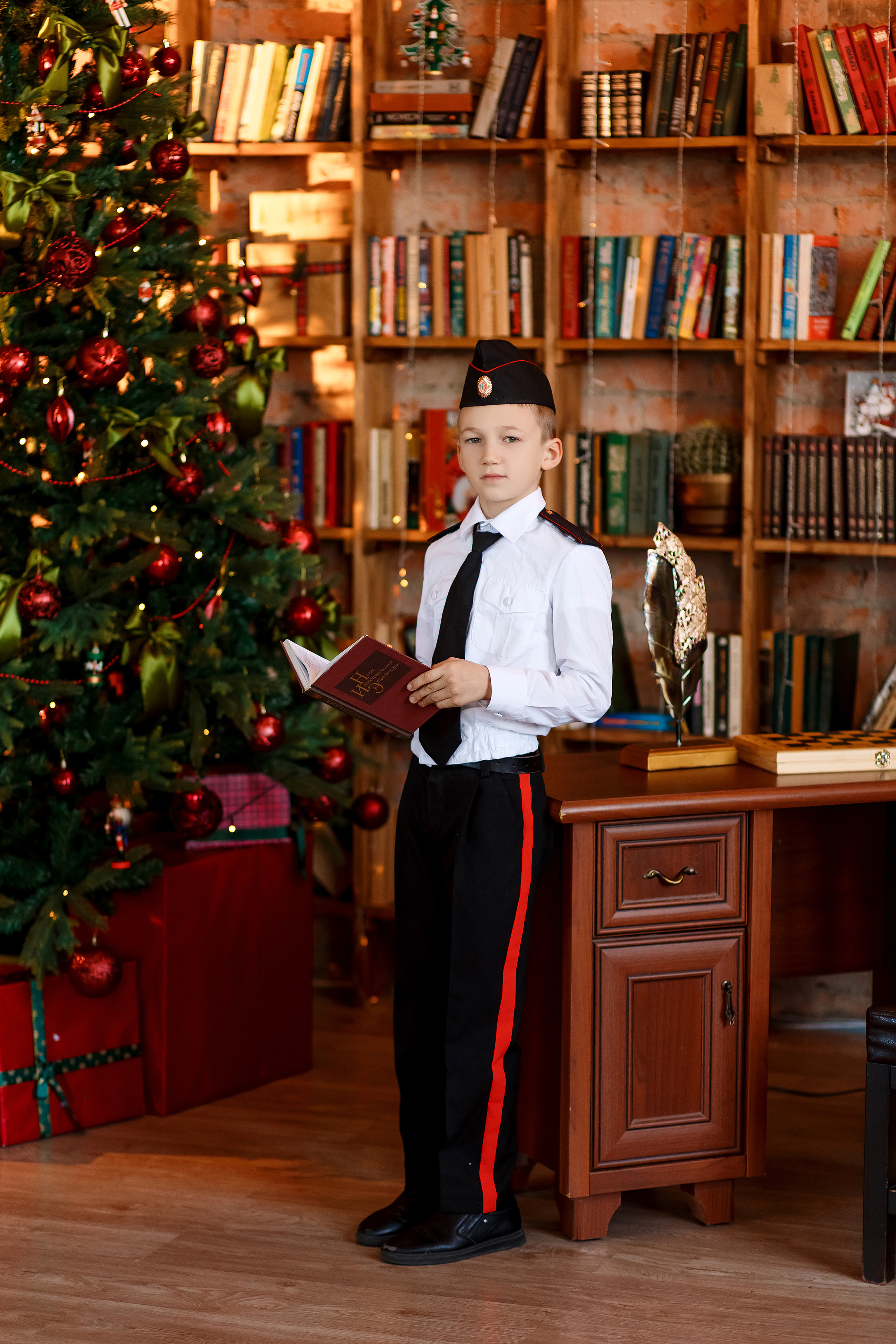 4 класс, фотосессия в фотостудии. Фотограф Любовь Корниенко, Примоский край