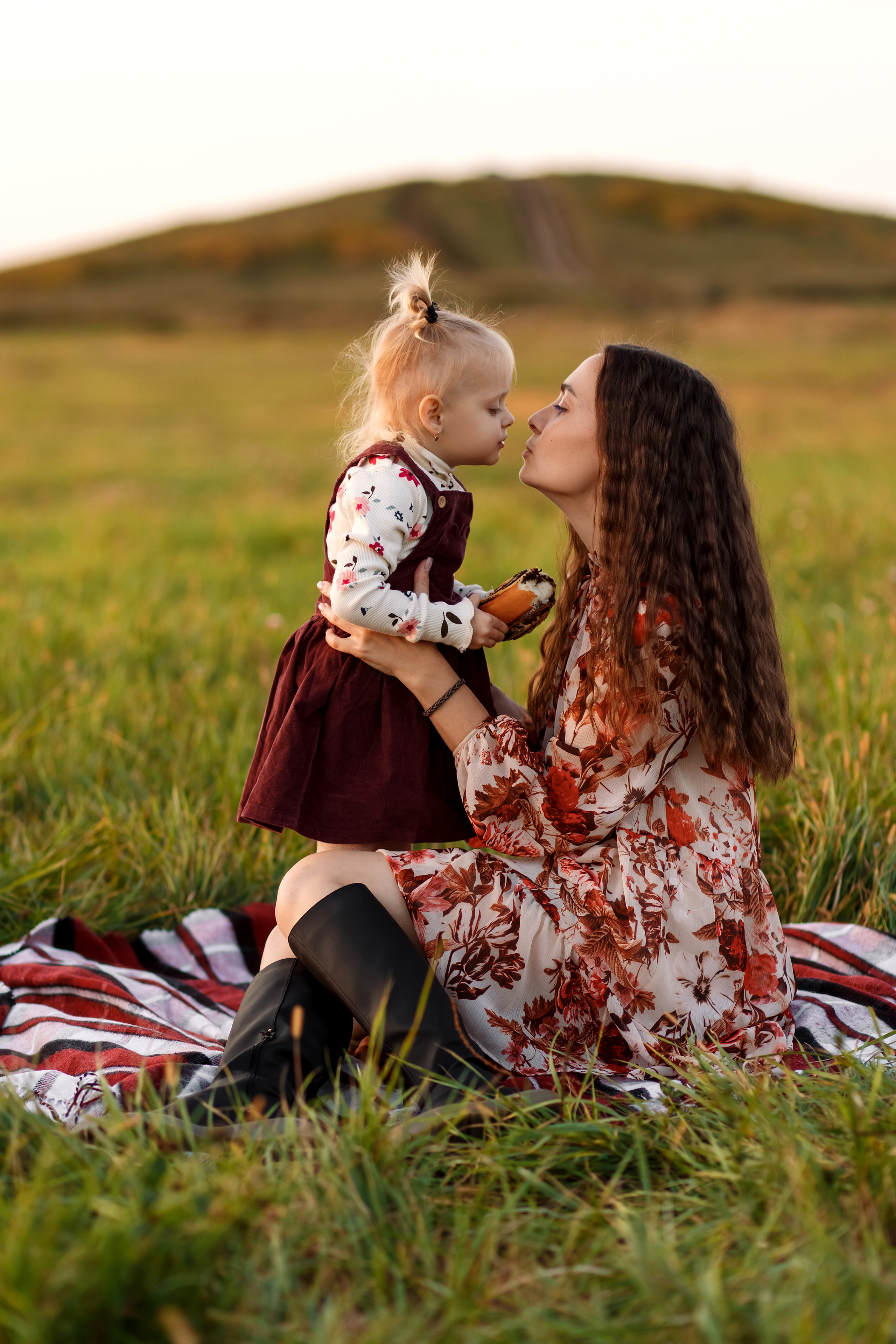 Фотосессия на поле. Фотограф Любовь Корниенко, Примоский край
