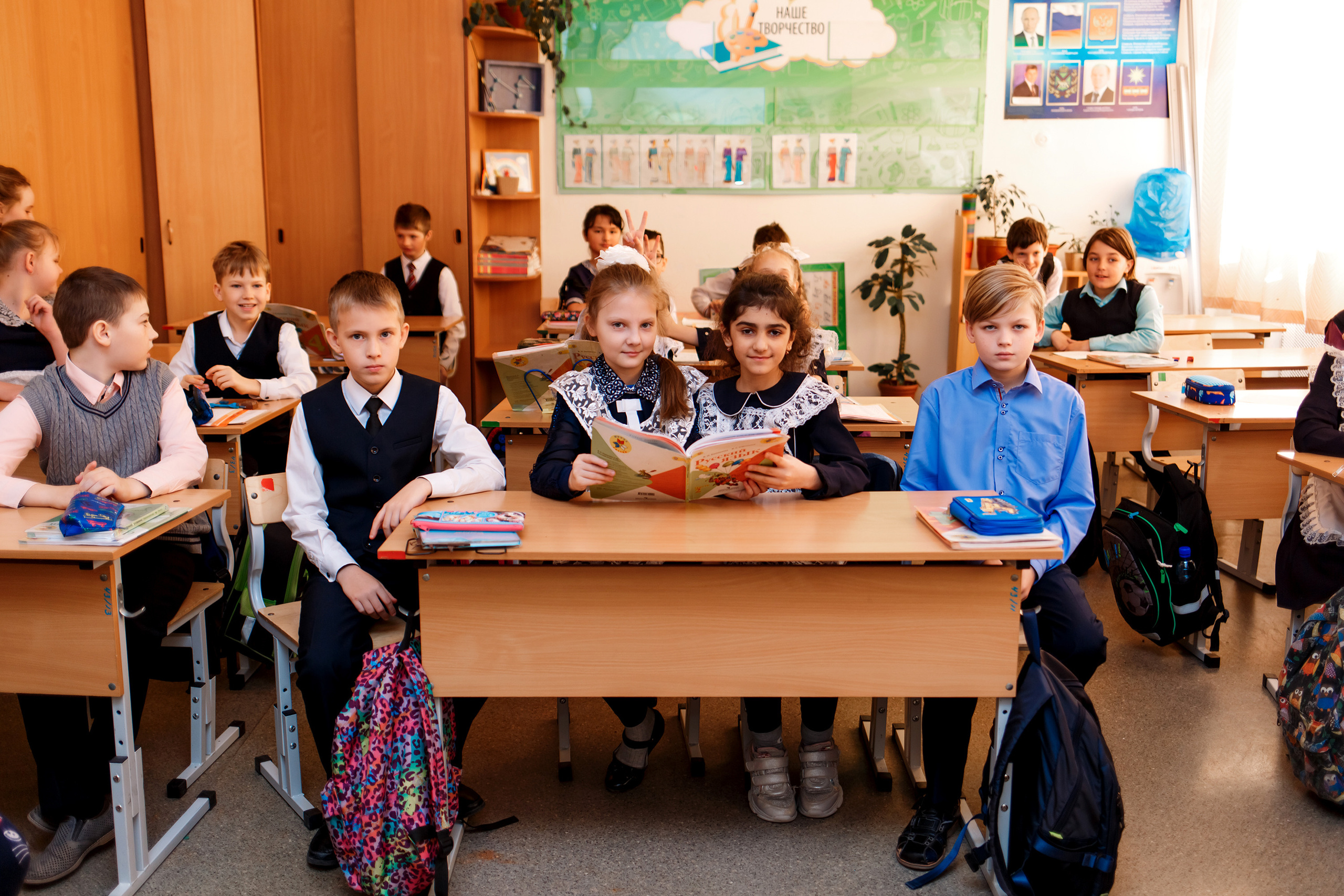 4А класс, фотосессия в школе + выпускной. Фотограф Любовь Корниенко, Примоский край