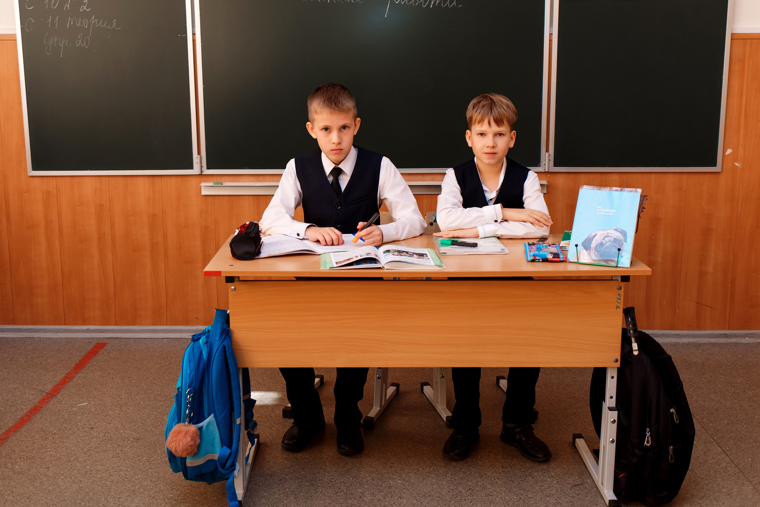 4А класс, фотосессия в школе + выпускной. Фотограф Любовь Корниенко, Примоский край