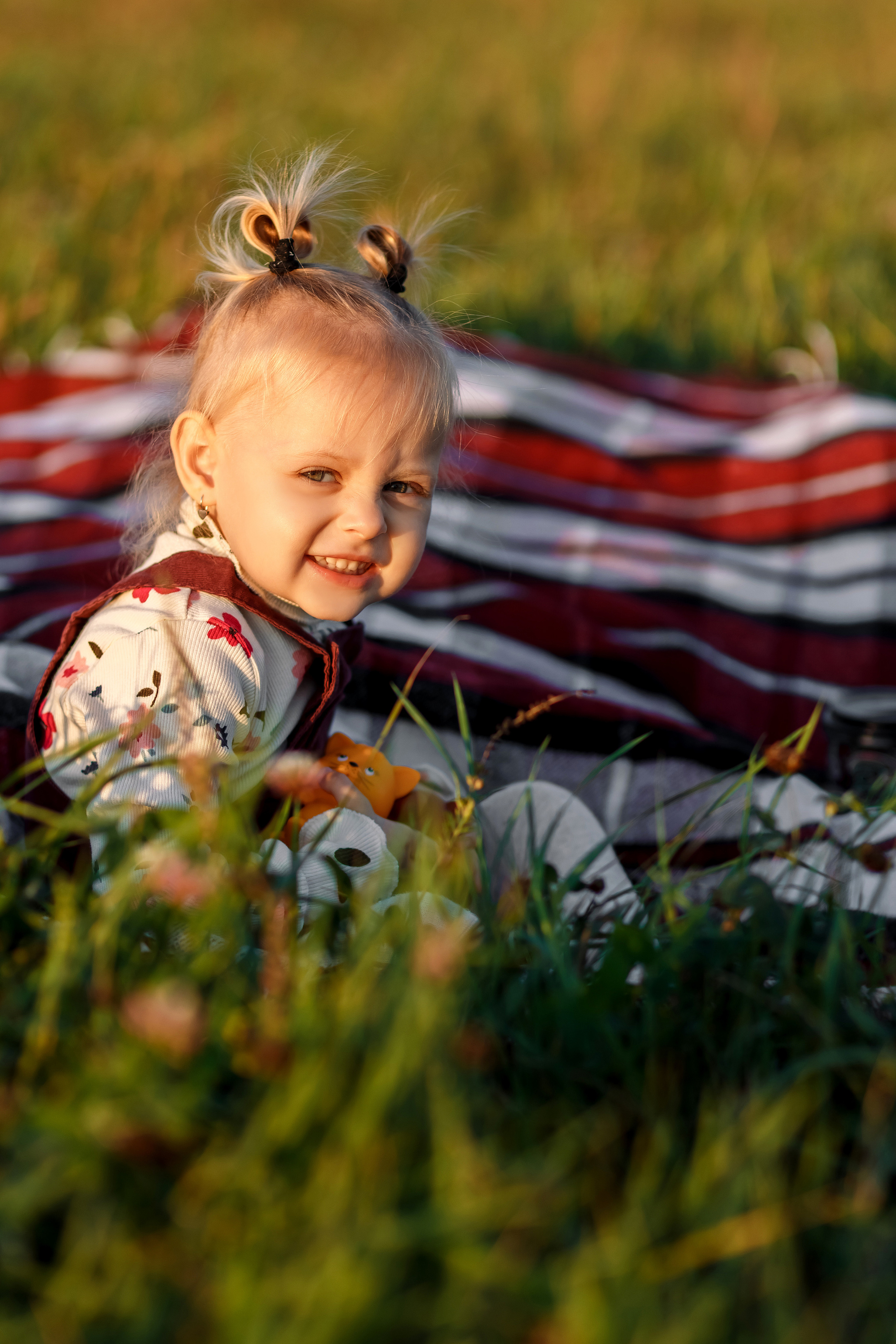 Фотосессия на поле. Фотограф Любовь Корниенко, Примоский край