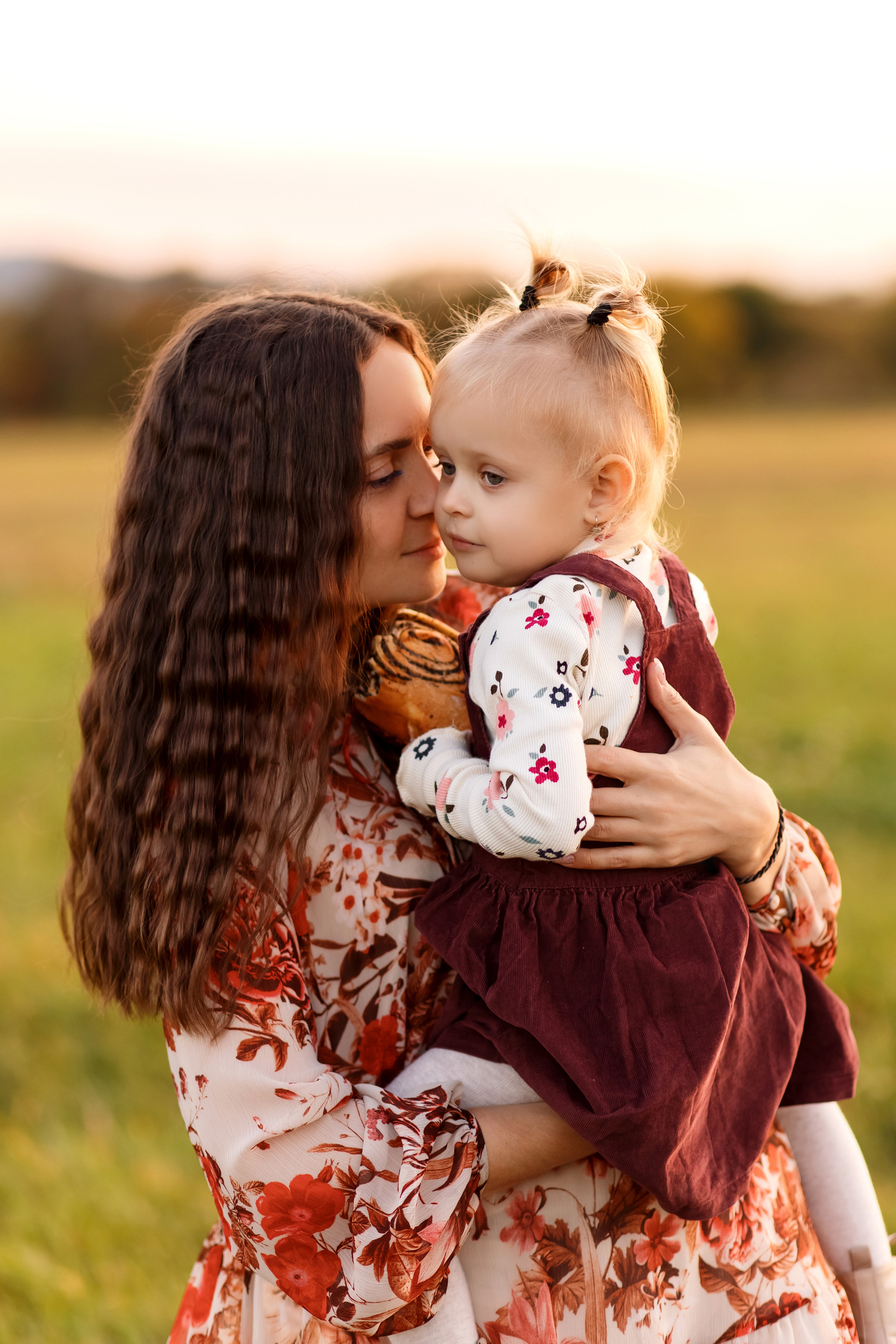Фотосессия на поле. Фотограф Любовь Корниенко, Примоский край