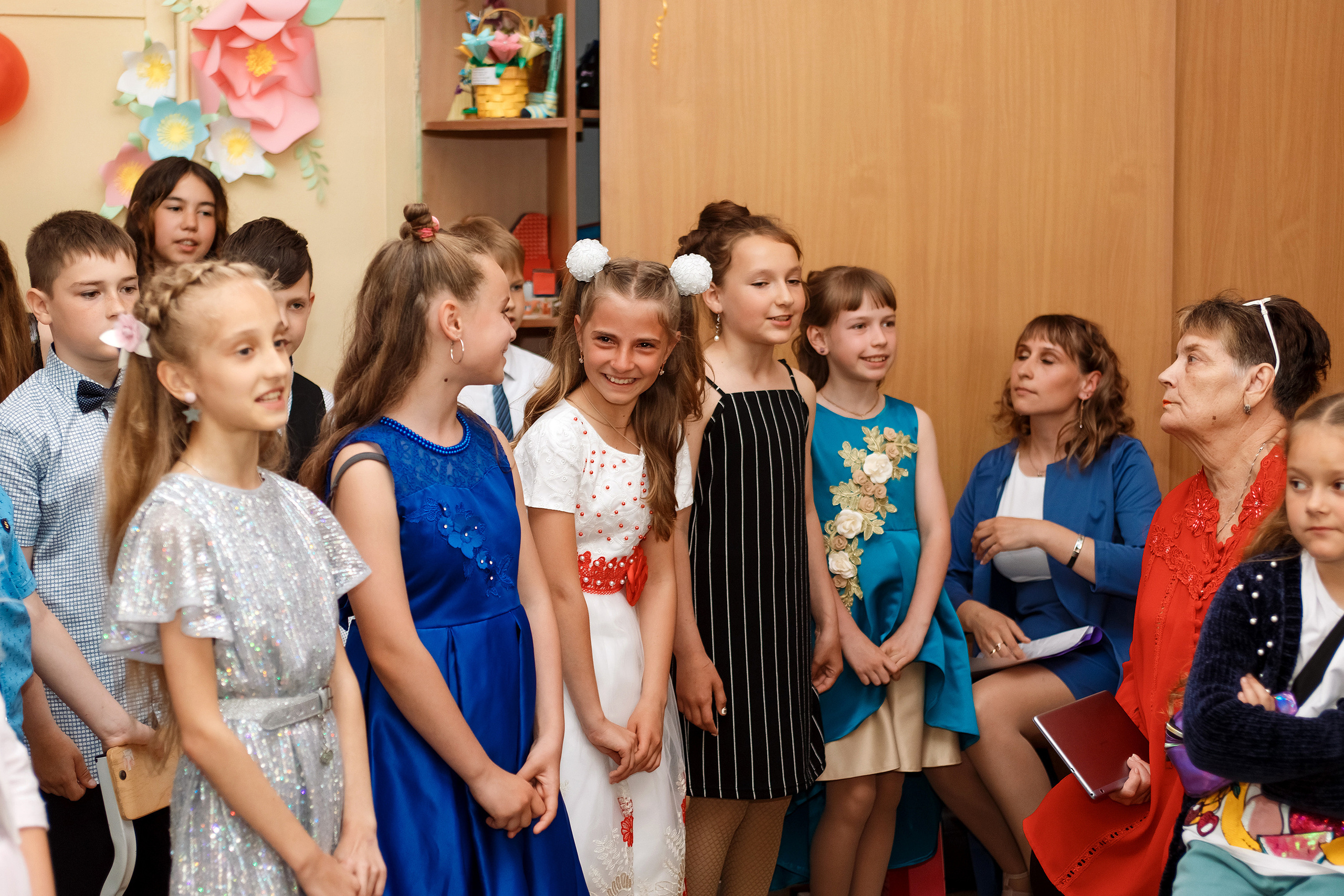 4А класс, фотосессия в школе + выпускной. Фотограф Любовь Корниенко, Примоский край