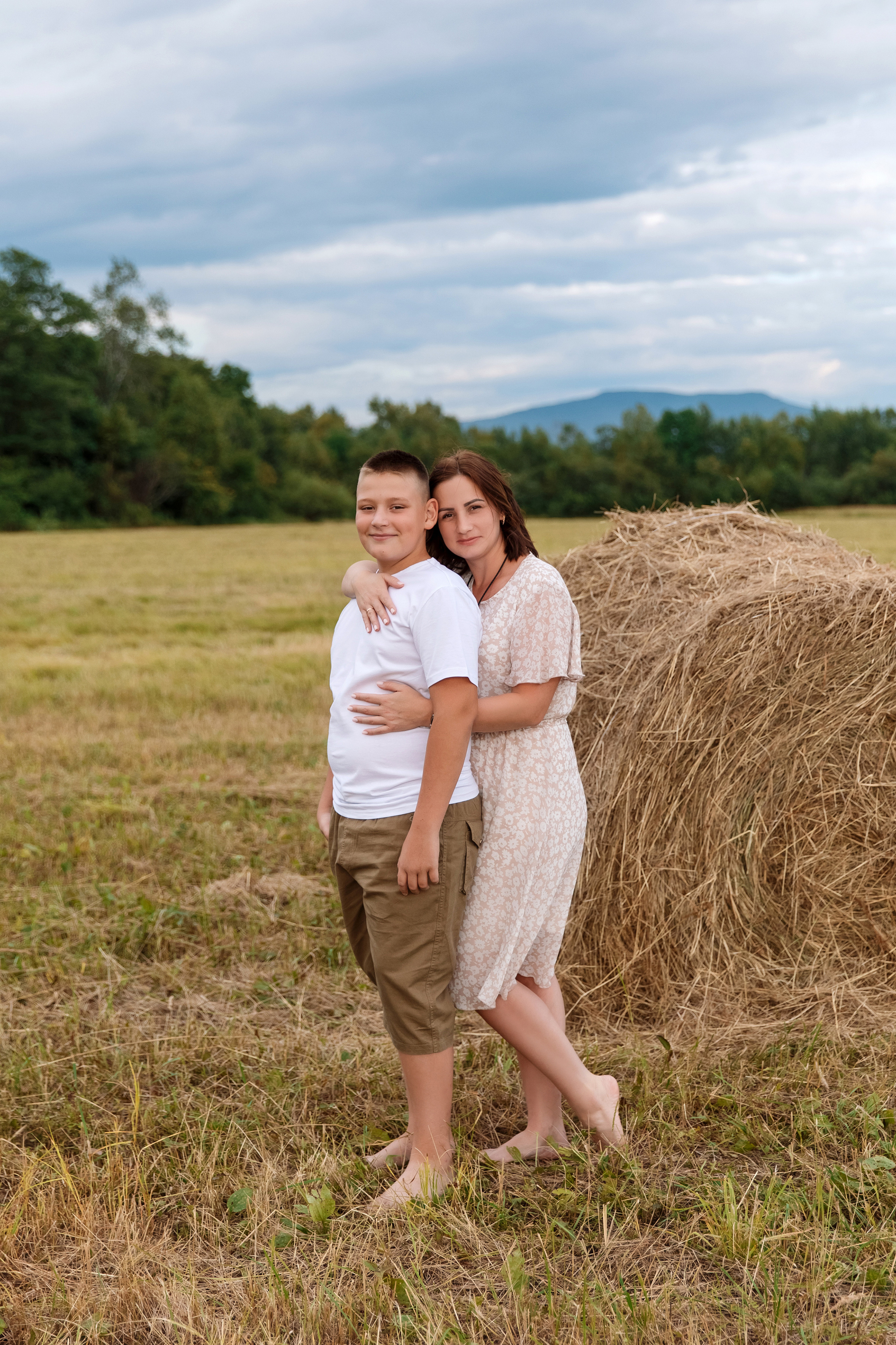 Фотосессия на сене. Фотограф Любовь Корниенко, Примоский край