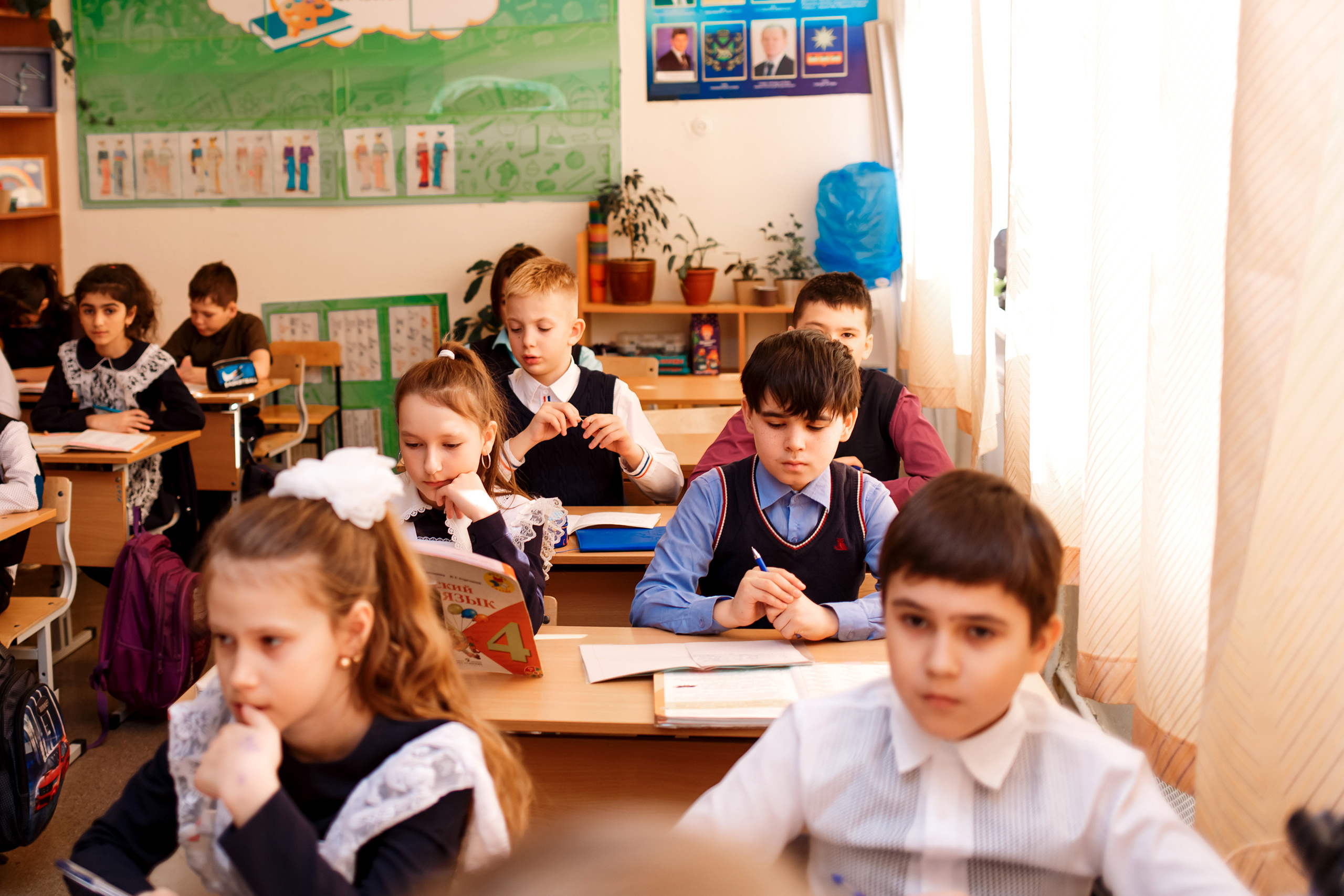 4А класс, фотосессия в школе + выпускной. Фотограф Любовь Корниенко, Примоский край