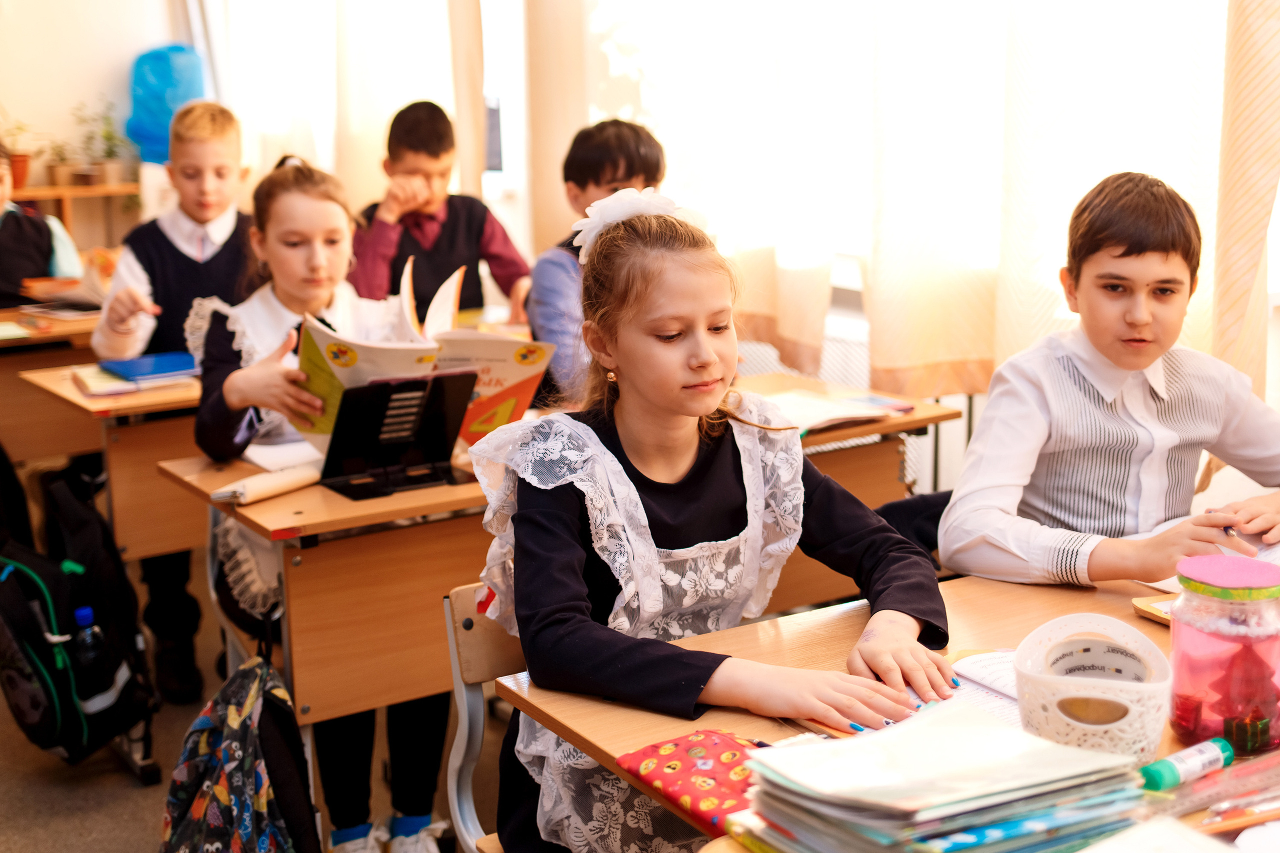 4А класс, фотосессия в школе + выпускной. Фотограф Любовь Корниенко, Примоский край