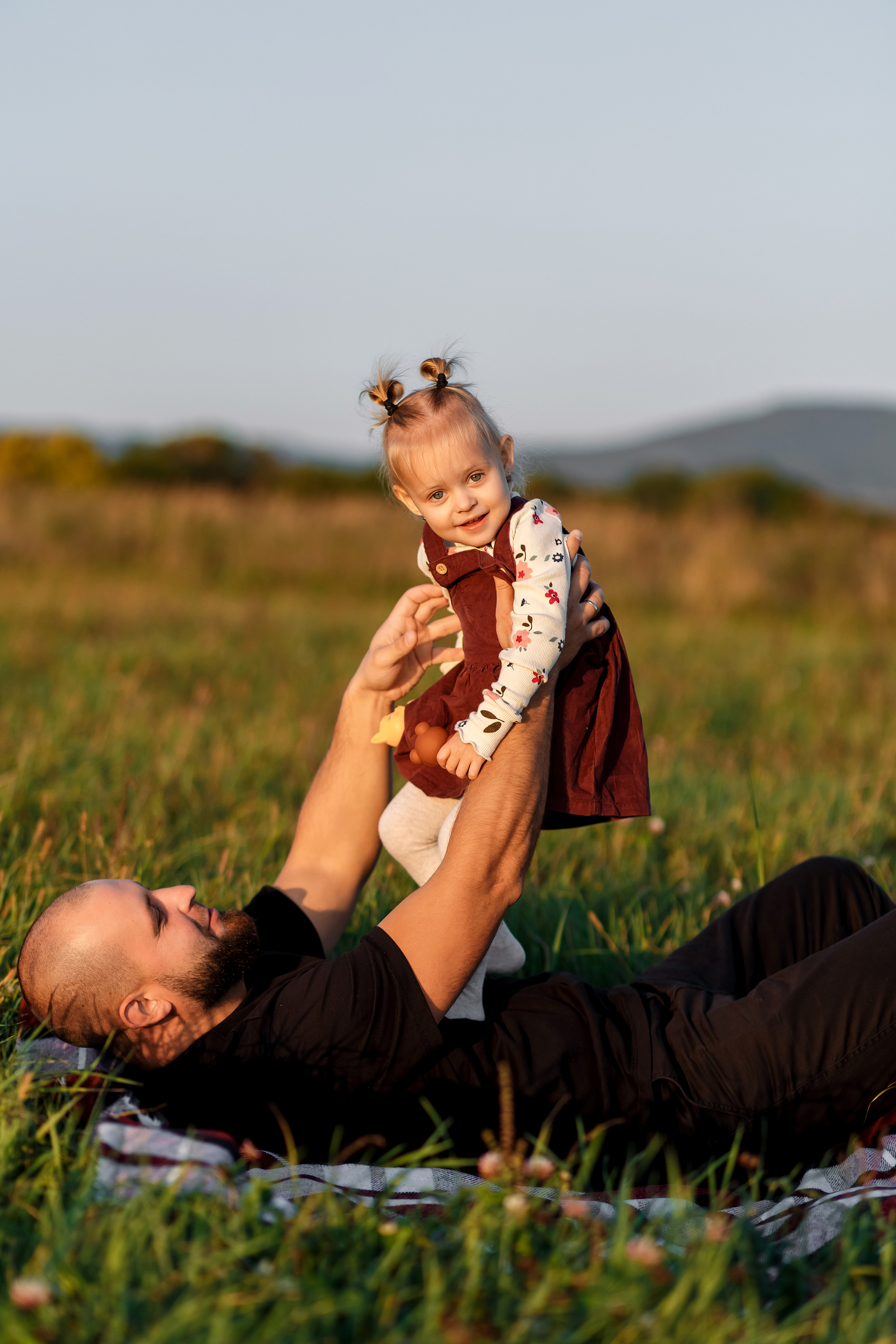 Фотосессия на поле. Фотограф Любовь Корниенко, Примоский край