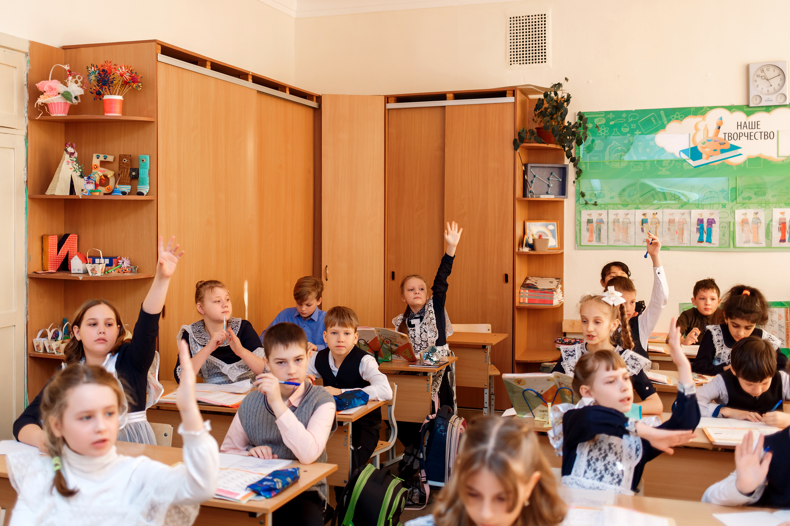 4А класс, фотосессия в школе + выпускной. Фотограф Любовь Корниенко, Примоский край