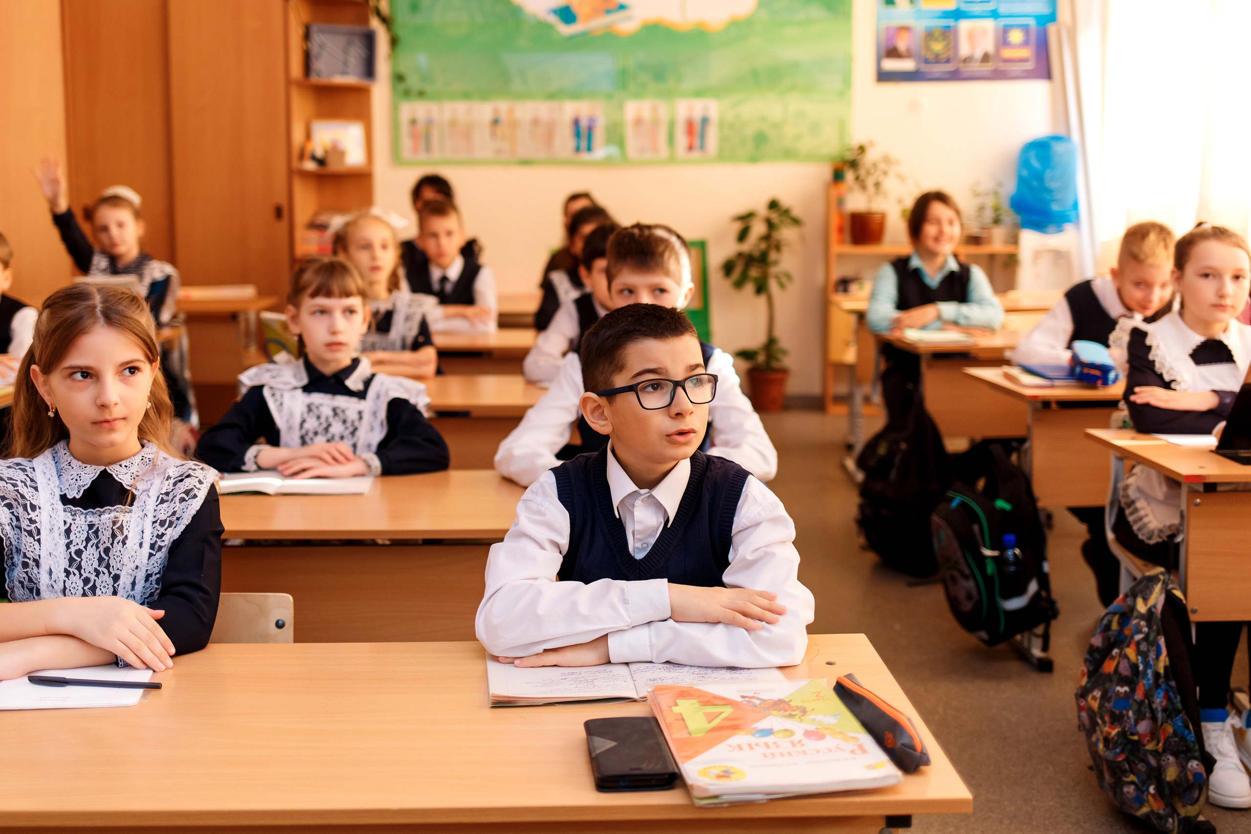 4А класс, фотосессия в школе + выпускной. Фотограф Любовь Корниенко, Примоский край