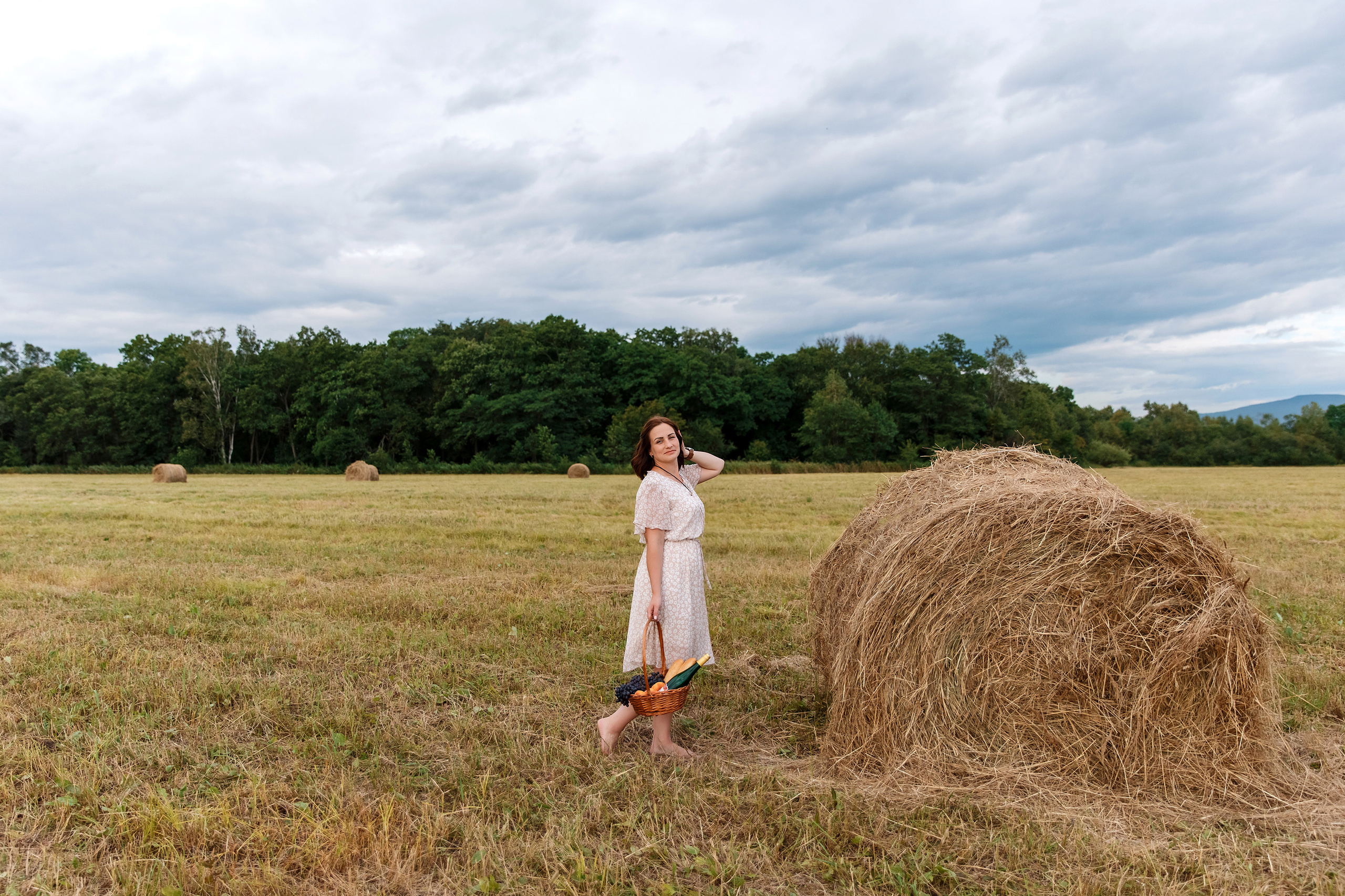 Фотосессия на сене. Фотограф Любовь Корниенко, Примоский край