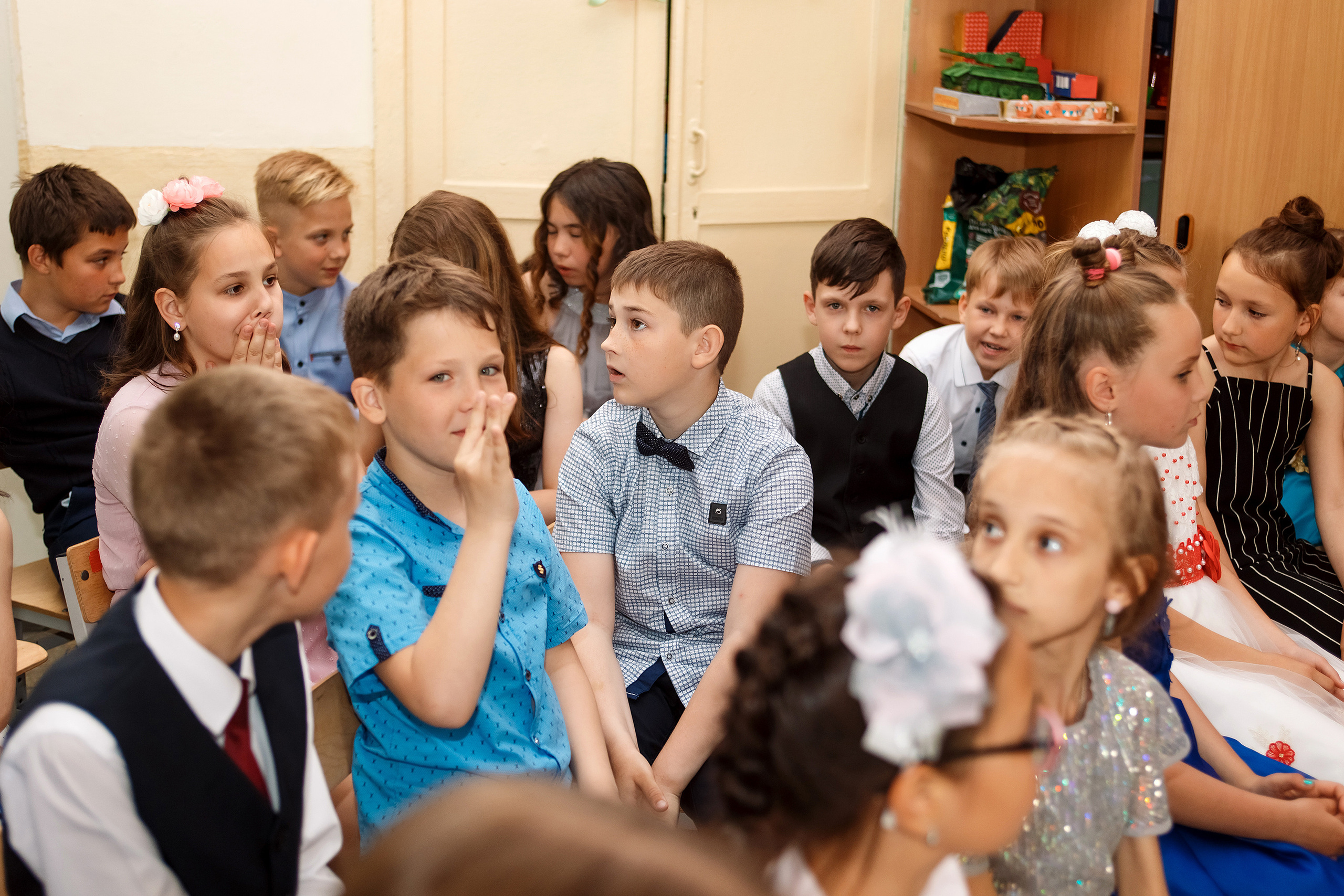 4А класс, фотосессия в школе + выпускной. Фотограф Любовь Корниенко, Примоский край