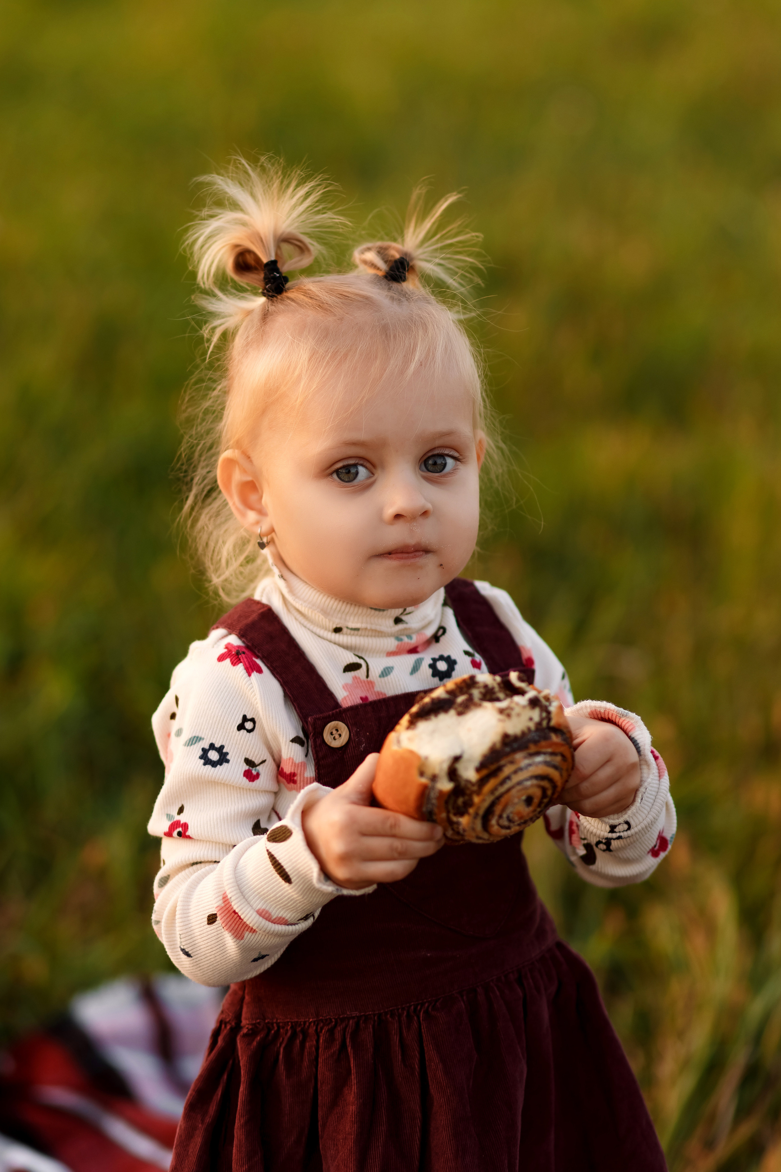 Фотосессия на поле. Фотограф Любовь Корниенко, Примоский край