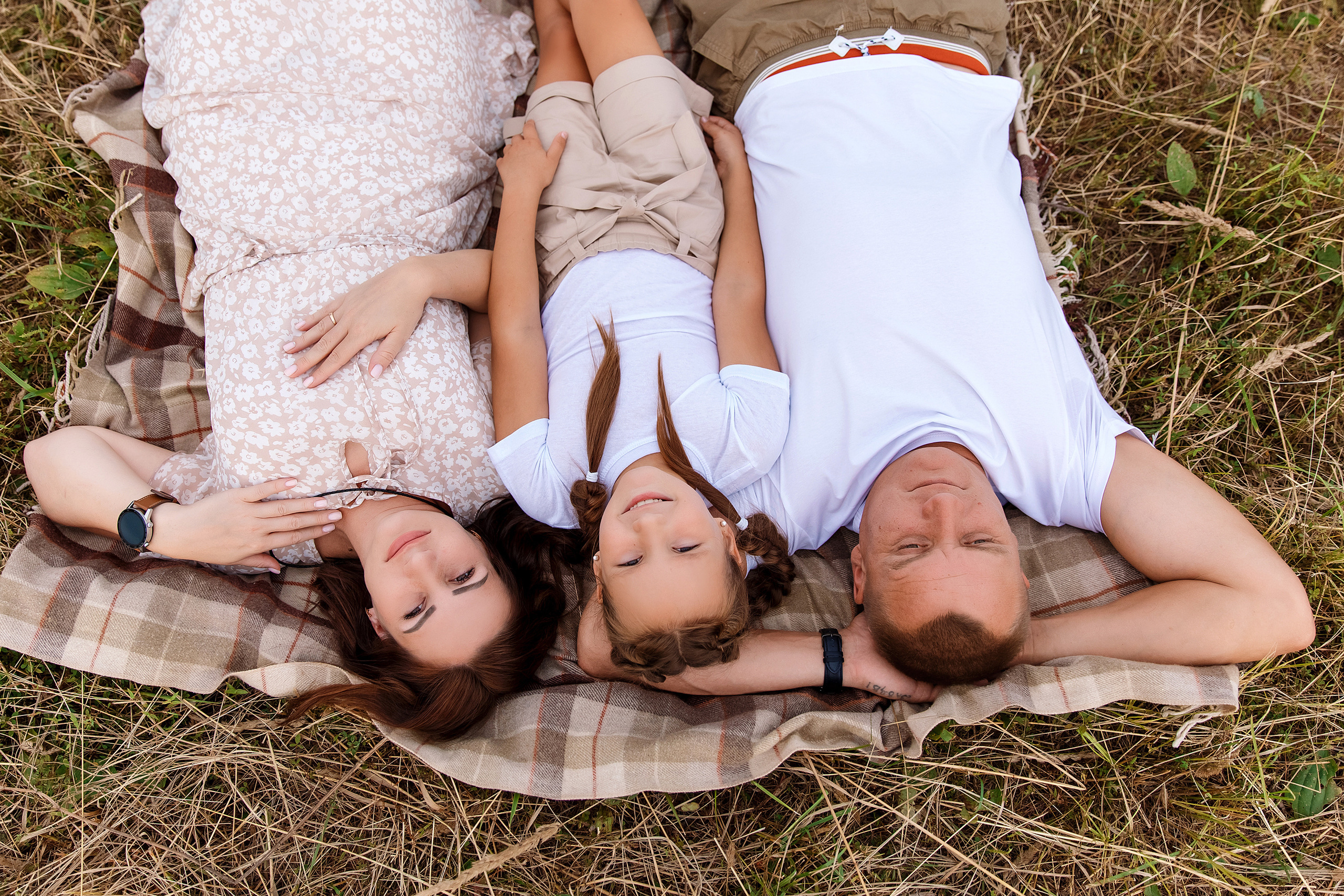 Фотосессия на сене. Фотограф Любовь Корниенко, Примоский край