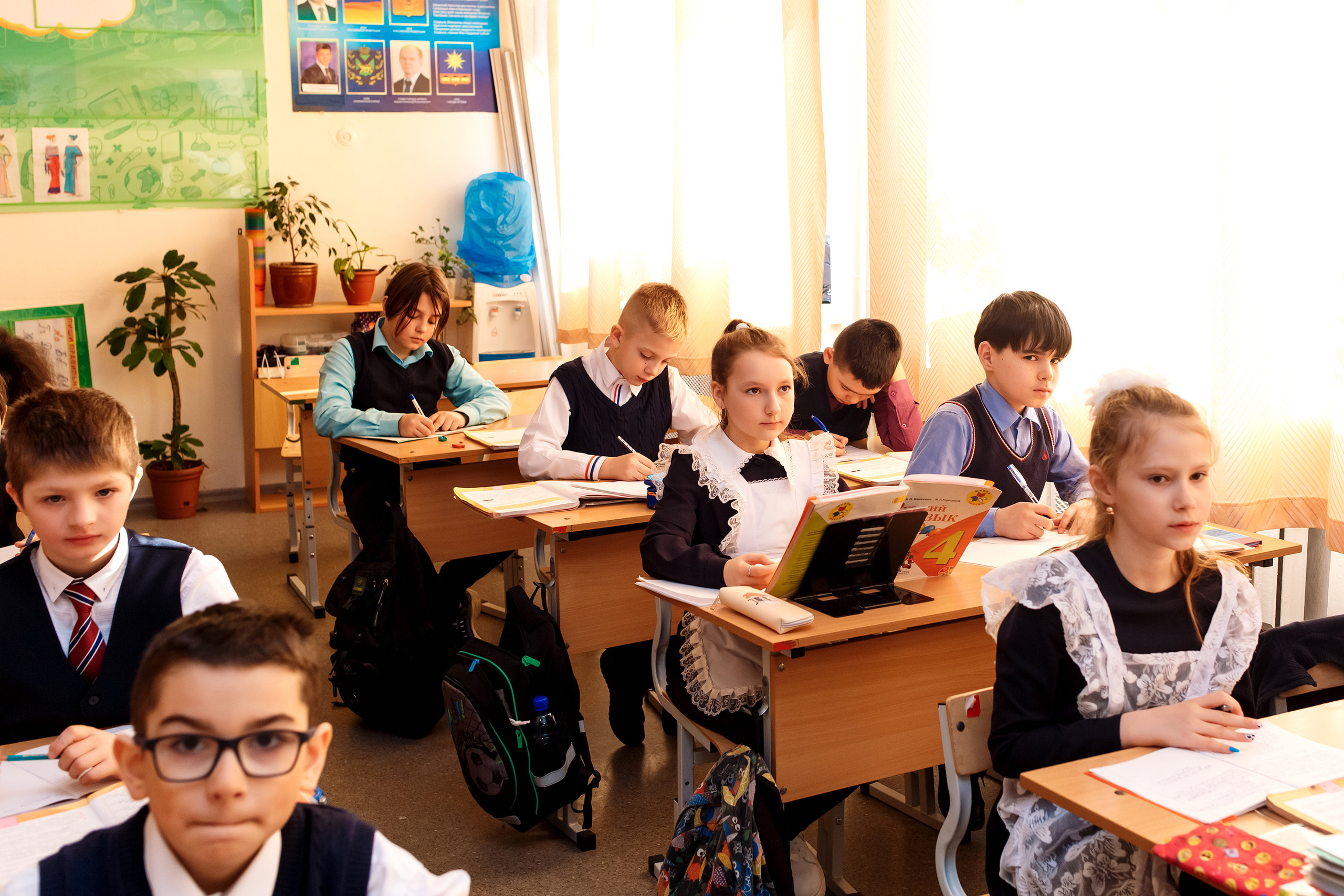 4А класс, фотосессия в школе + выпускной. Фотограф Любовь Корниенко, Примоский край