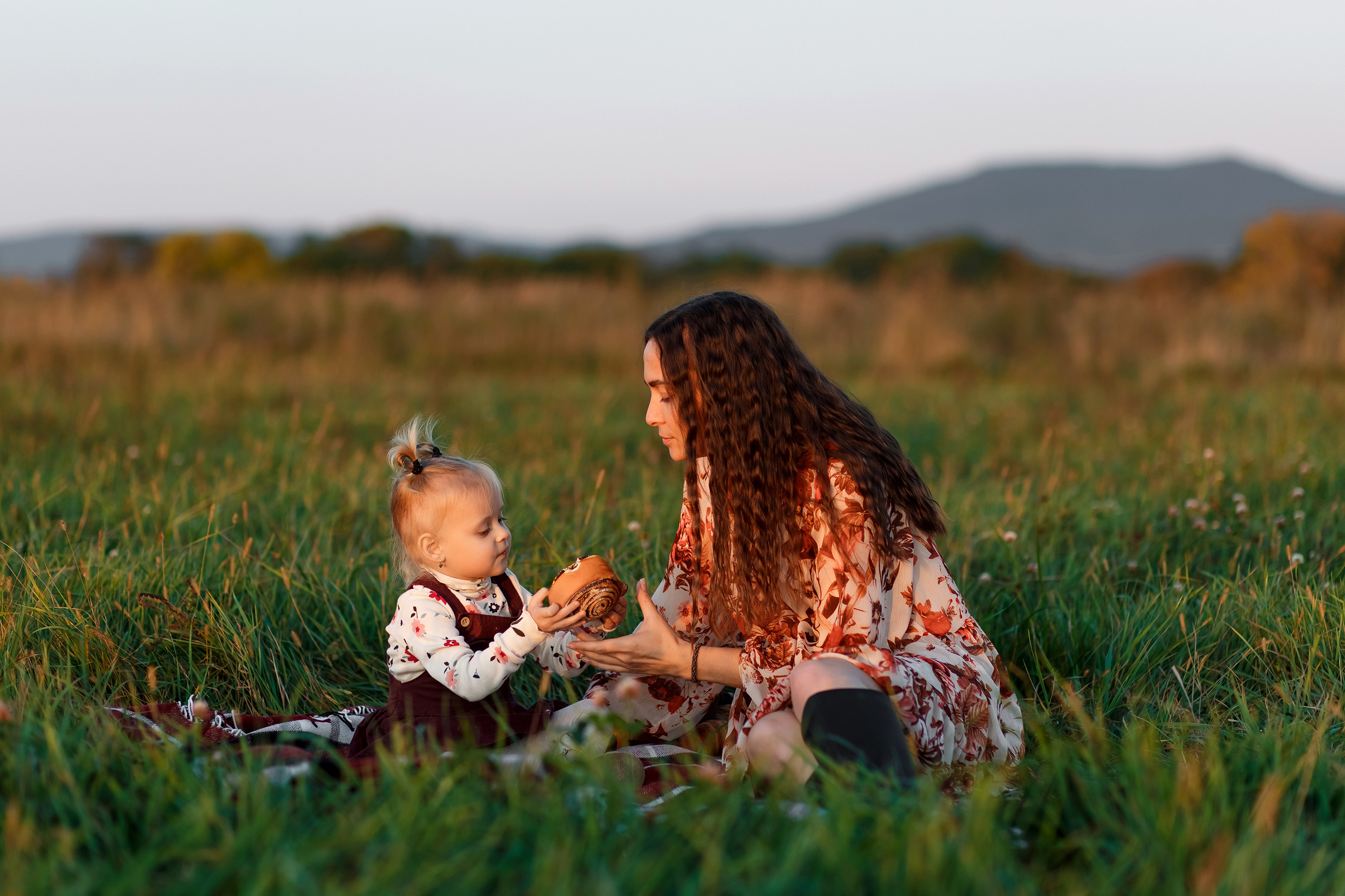 Фотосессия на поле. Фотограф Любовь Корниенко, Примоский край