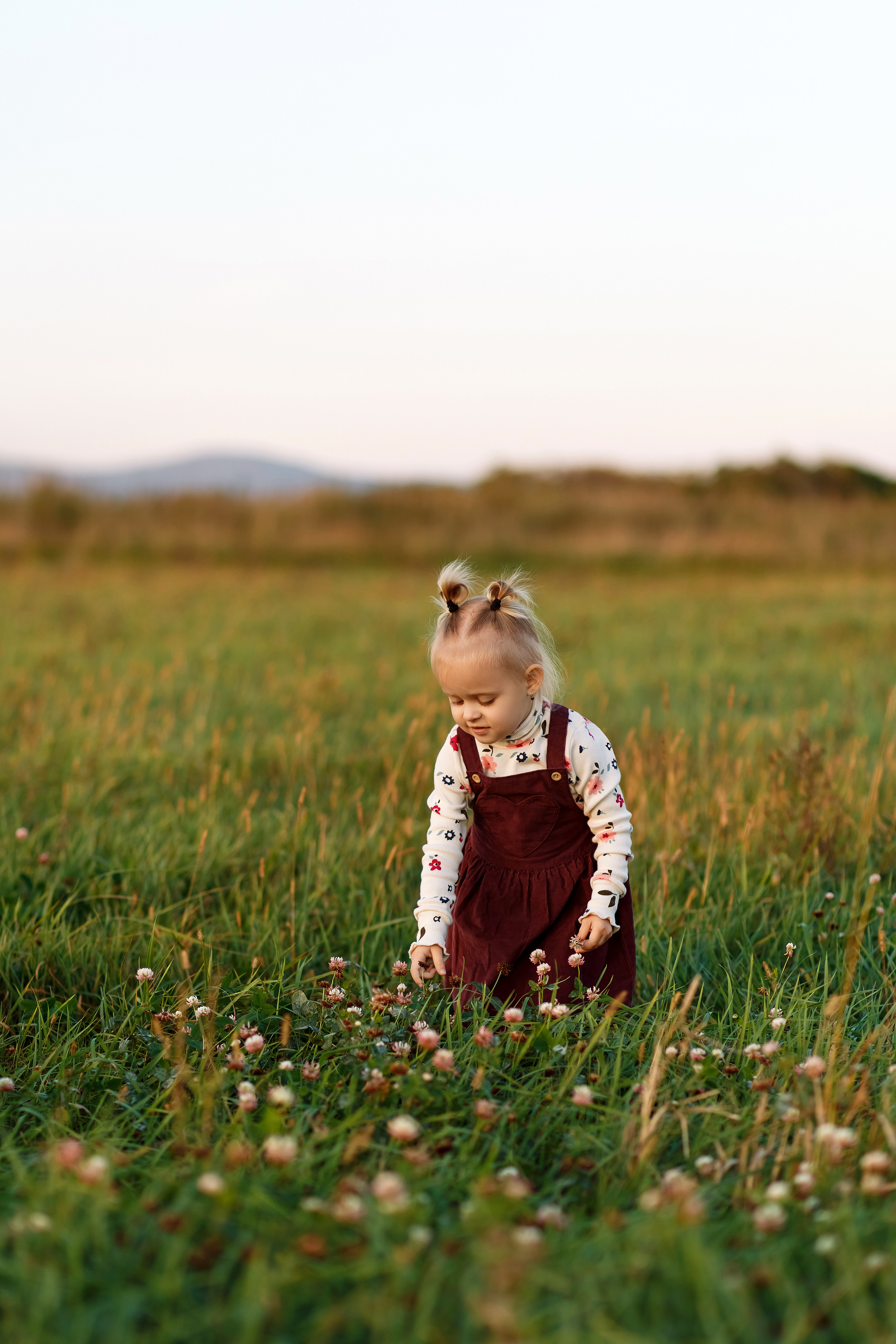 Фотосессия на поле. Фотограф Любовь Корниенко, Примоский край