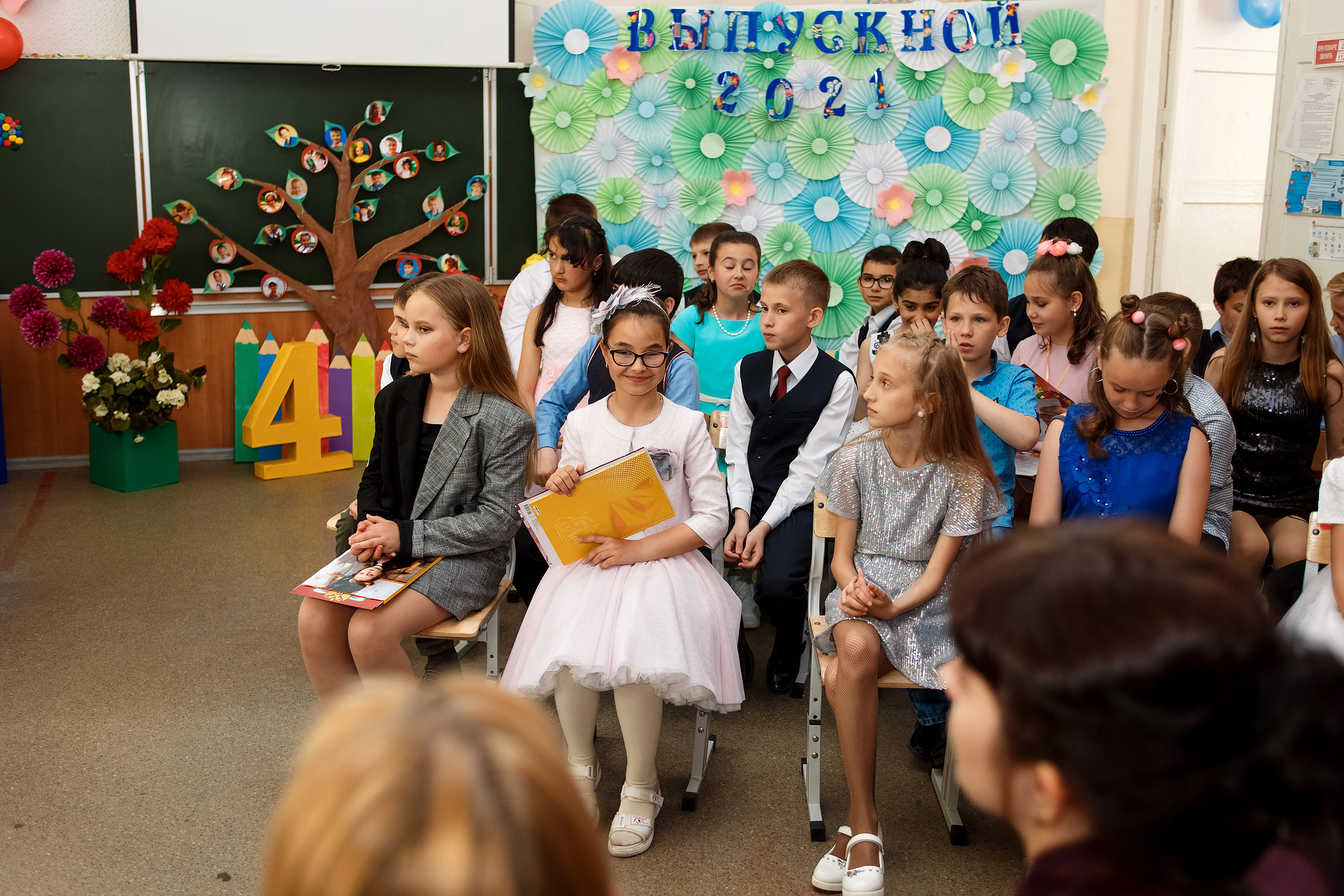 4А класс, фотосессия в школе + выпускной. Фотограф Любовь Корниенко, Примоский край