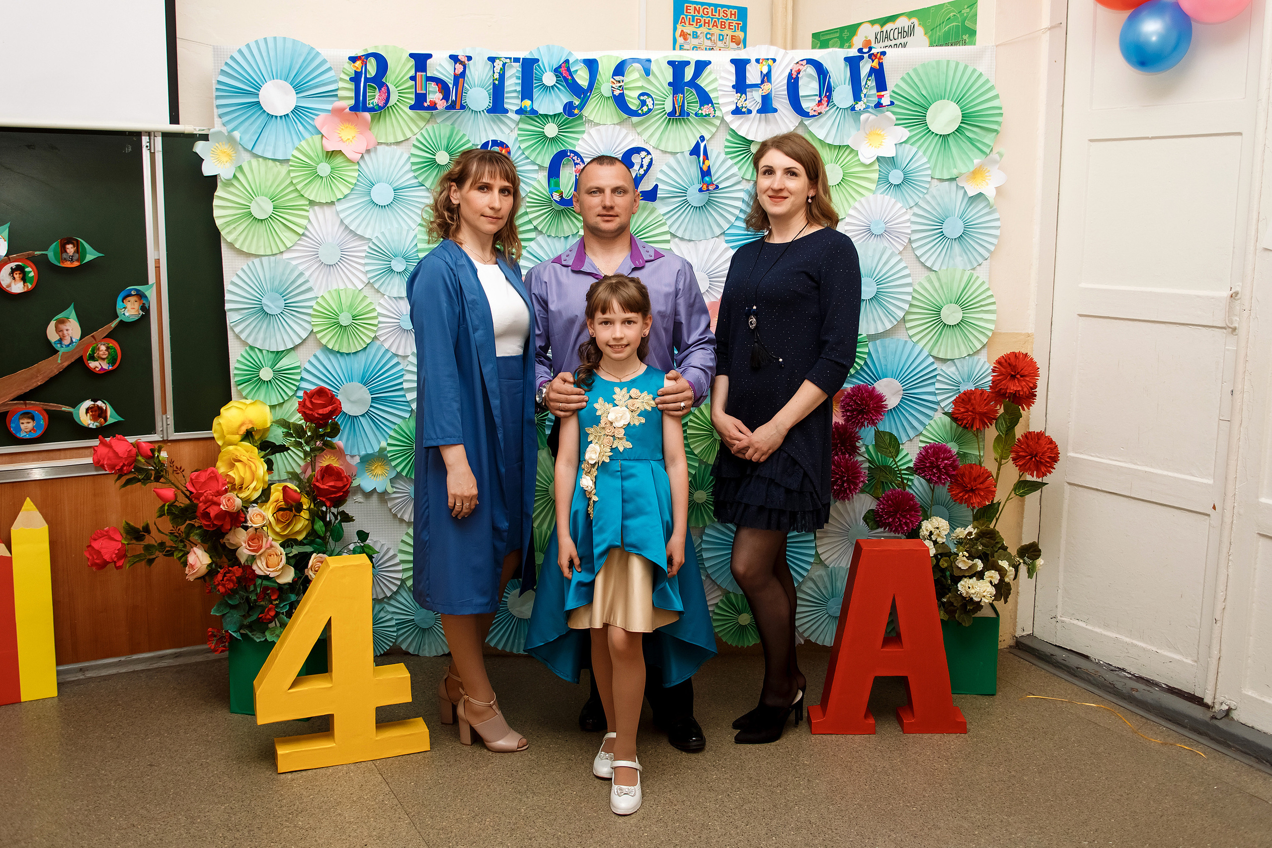 4А класс, фотосессия в школе + выпускной. Фотограф Любовь Корниенко, Примоский край