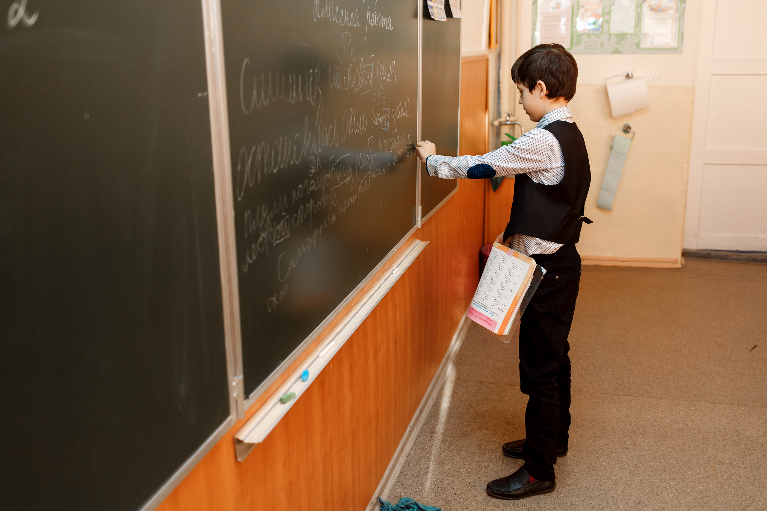 4А класс, фотосессия в школе + выпускной. Фотограф Любовь Корниенко, Примоский край