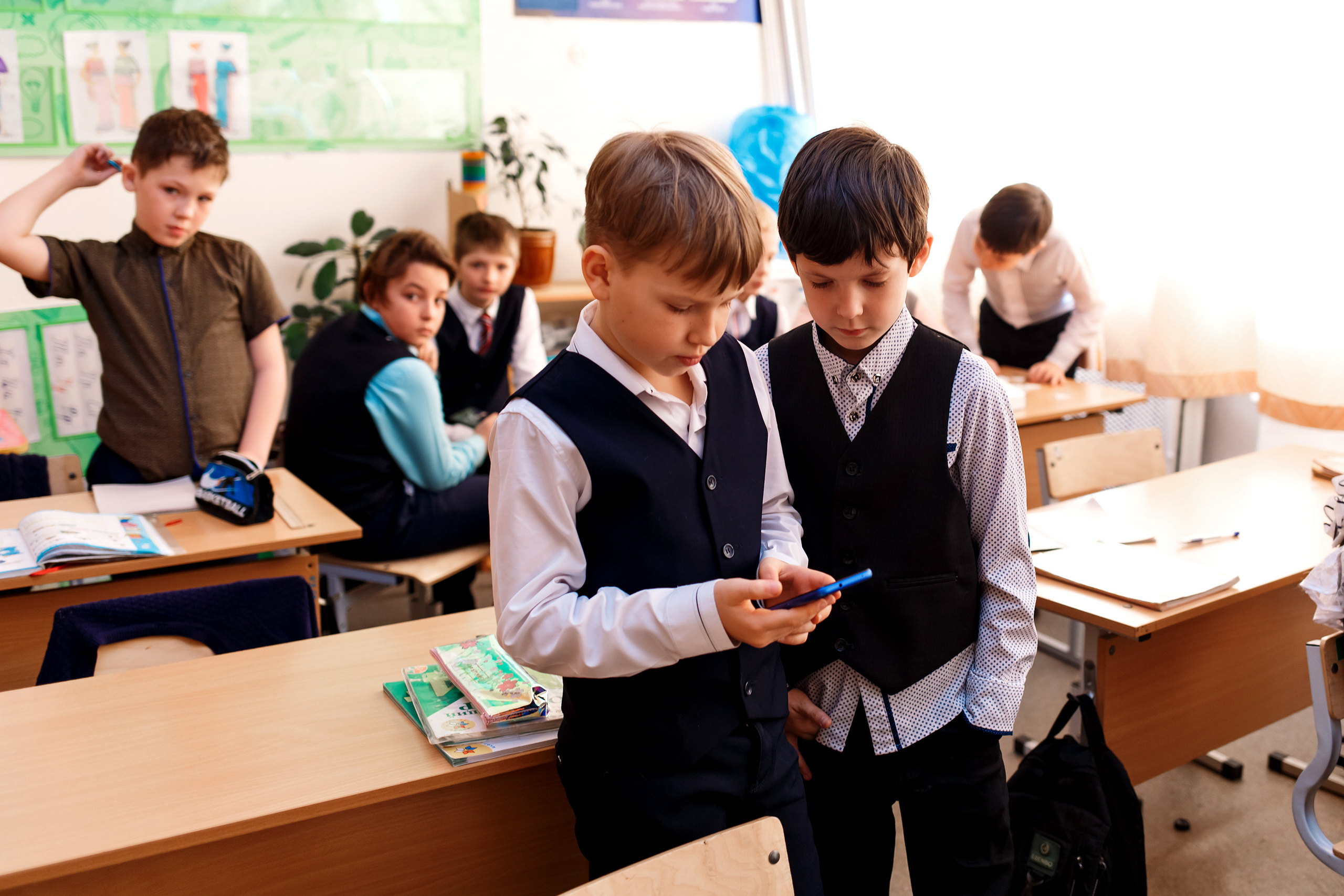 4А класс, фотосессия в школе + выпускной. Фотограф Любовь Корниенко, Примоский край