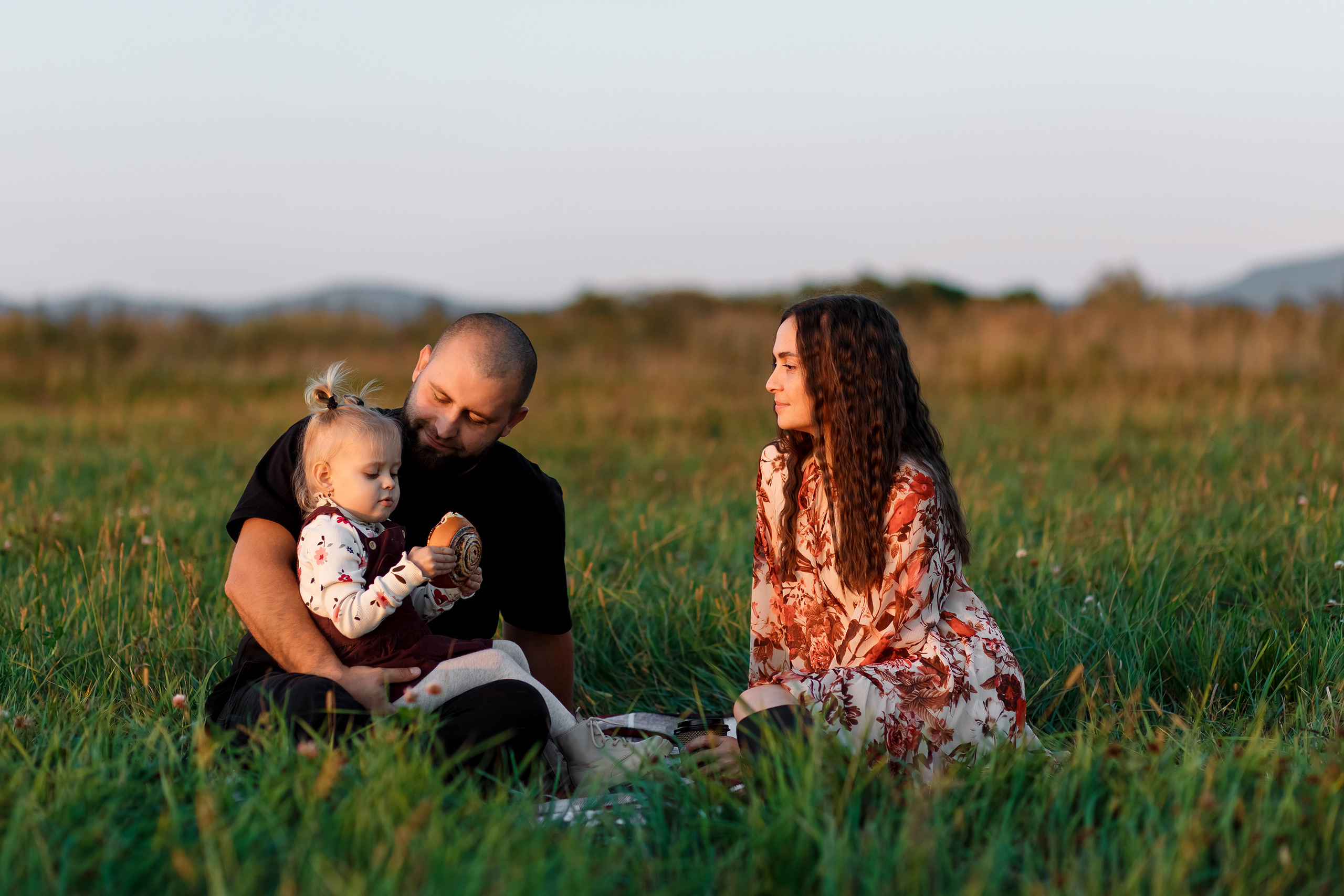 Фотосессия на поле. Фотограф Любовь Корниенко, Примоский край