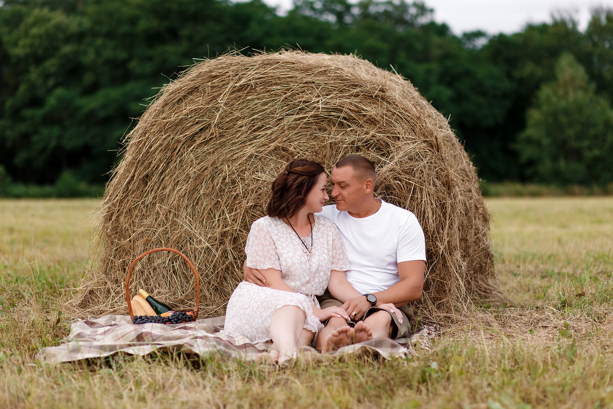 Фотосессия на сене. Фотограф Любовь Корниенко, Примоский край