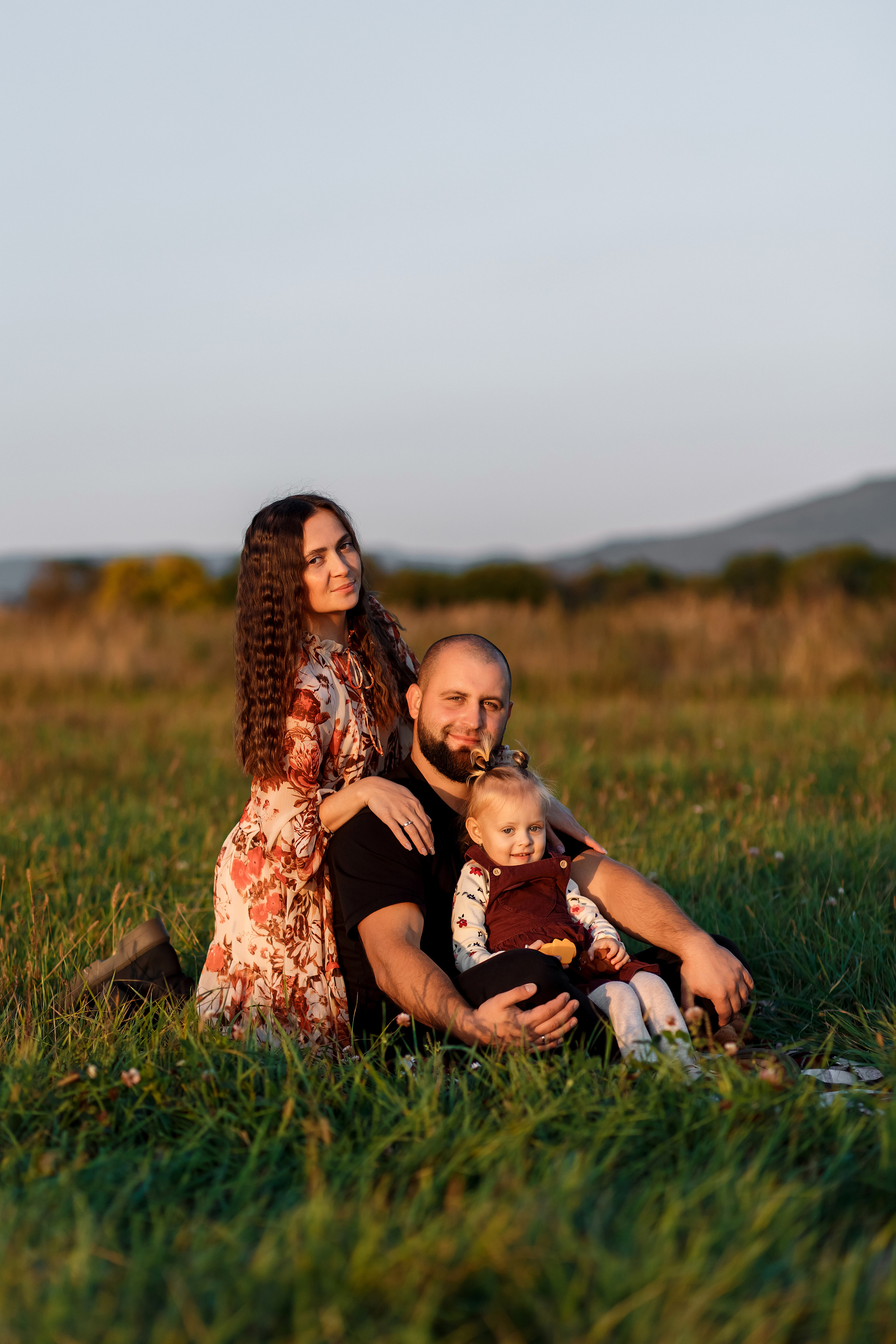 Фотосессия на поле. Фотограф Любовь Корниенко, Примоский край