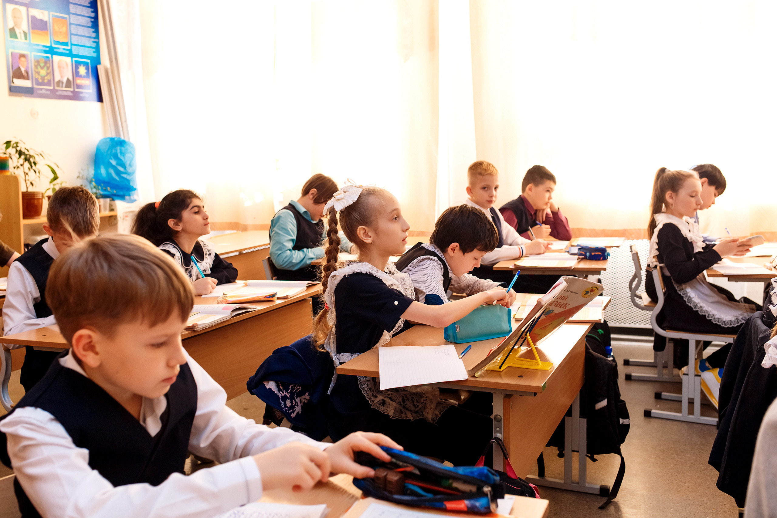 4А класс, фотосессия в школе + выпускной. Фотограф Любовь Корниенко, Примоский край