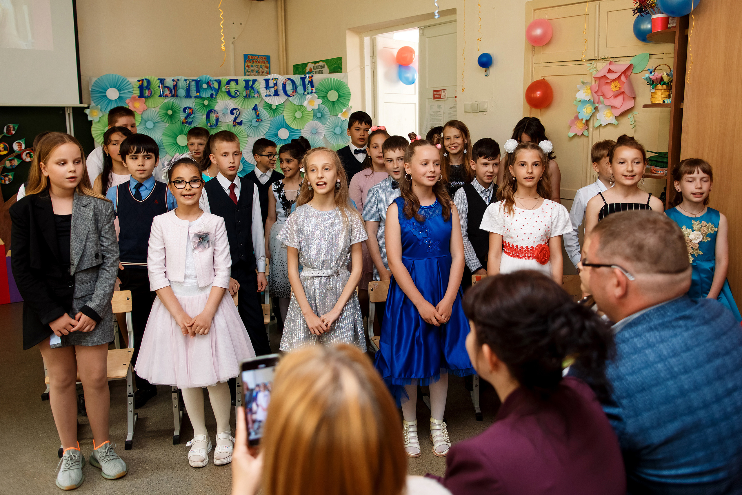 4А класс, фотосессия в школе + выпускной. Фотограф Любовь Корниенко, Примоский край