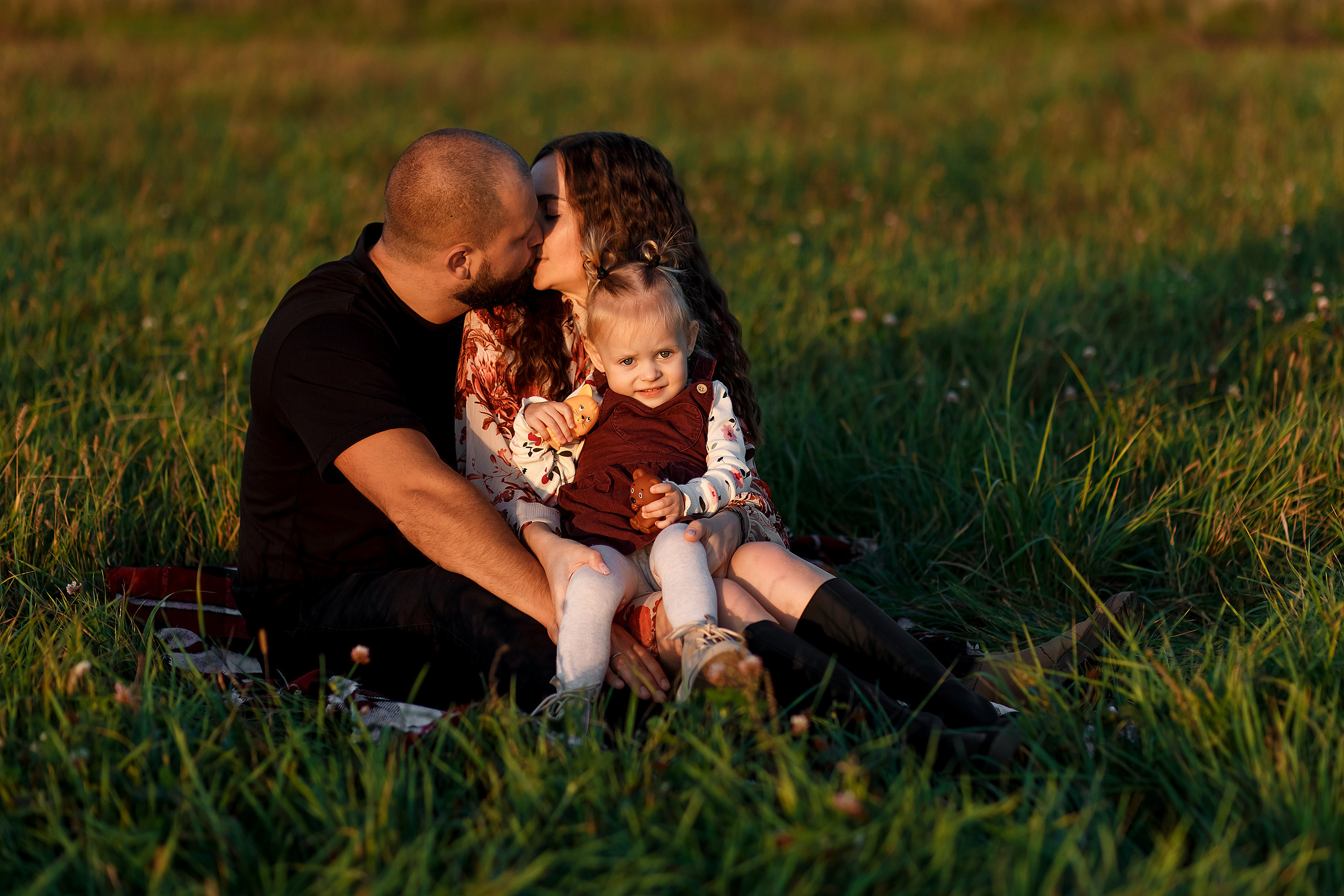 Фотосессия на поле. Фотограф Любовь Корниенко, Примоский край