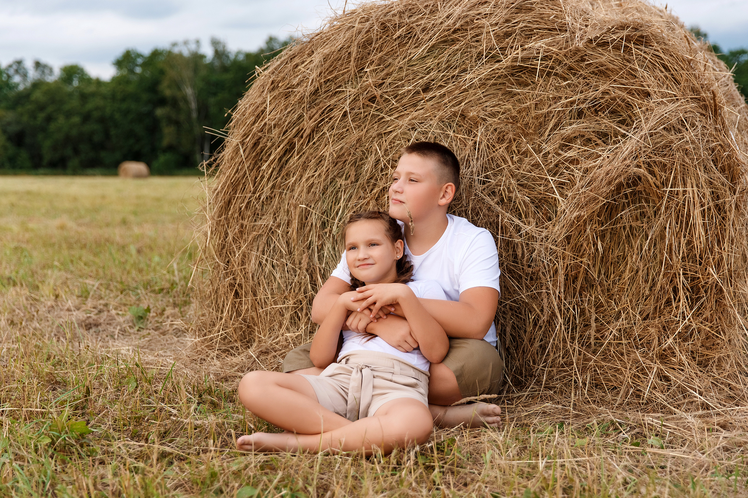 Фотосессия на сене. Фотограф Любовь Корниенко, Примоский край