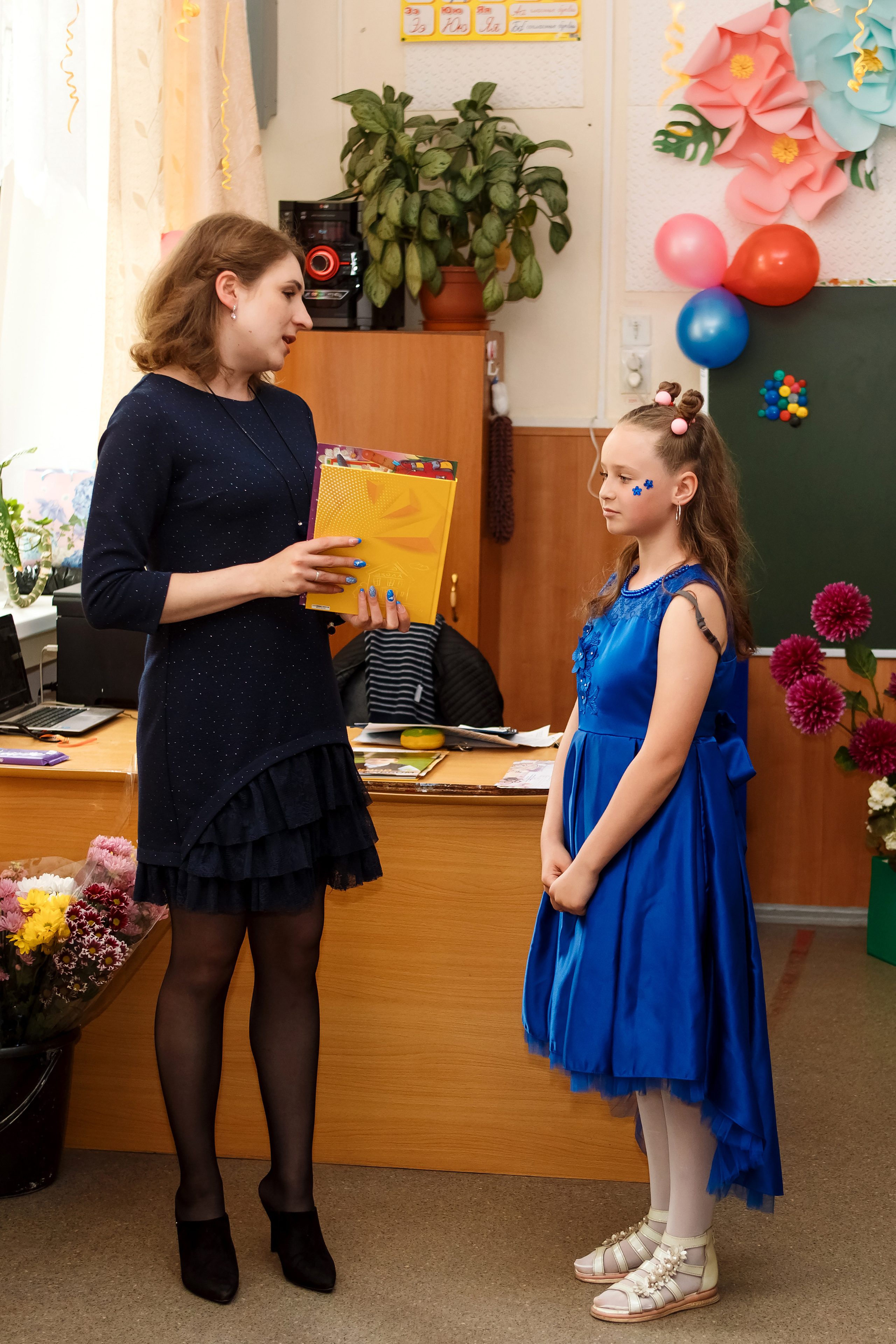 4А класс, фотосессия в школе + выпускной. Фотограф Любовь Корниенко, Примоский край